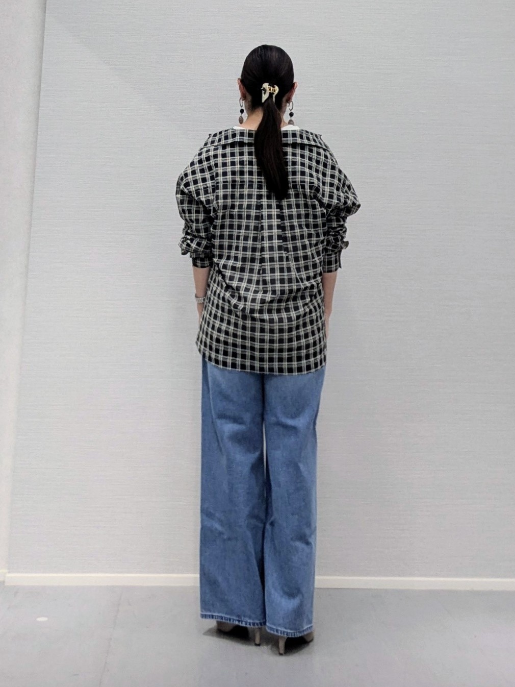 makkyさんの「UNTITLED｜シアーチェックシャツブラウス」を使ったコーディネート