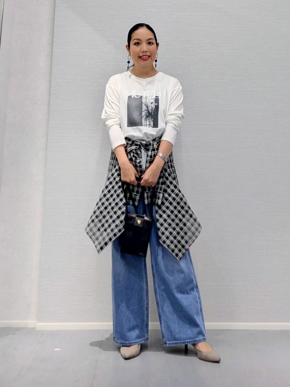 makkyさんの「UNTITLED｜シアーチェックシャツブラウス」を使ったコーディネート