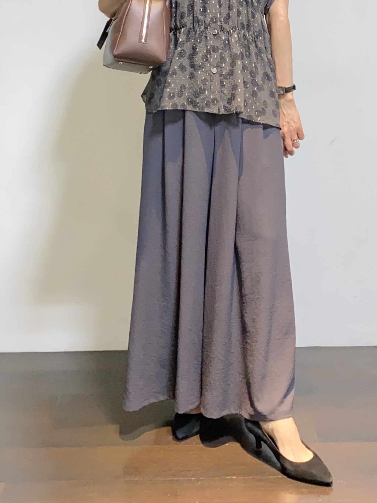 tomoさんの「UNTITLED｜ヴィンテージドットブラウス」を使ったコーディネート
