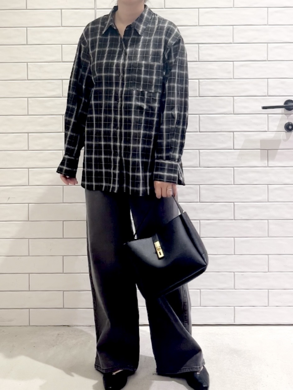 しおりさんの「OPAQUE.CLIP｜チェック柄シャツ【洗濯機OK】」を使ったコーディネート