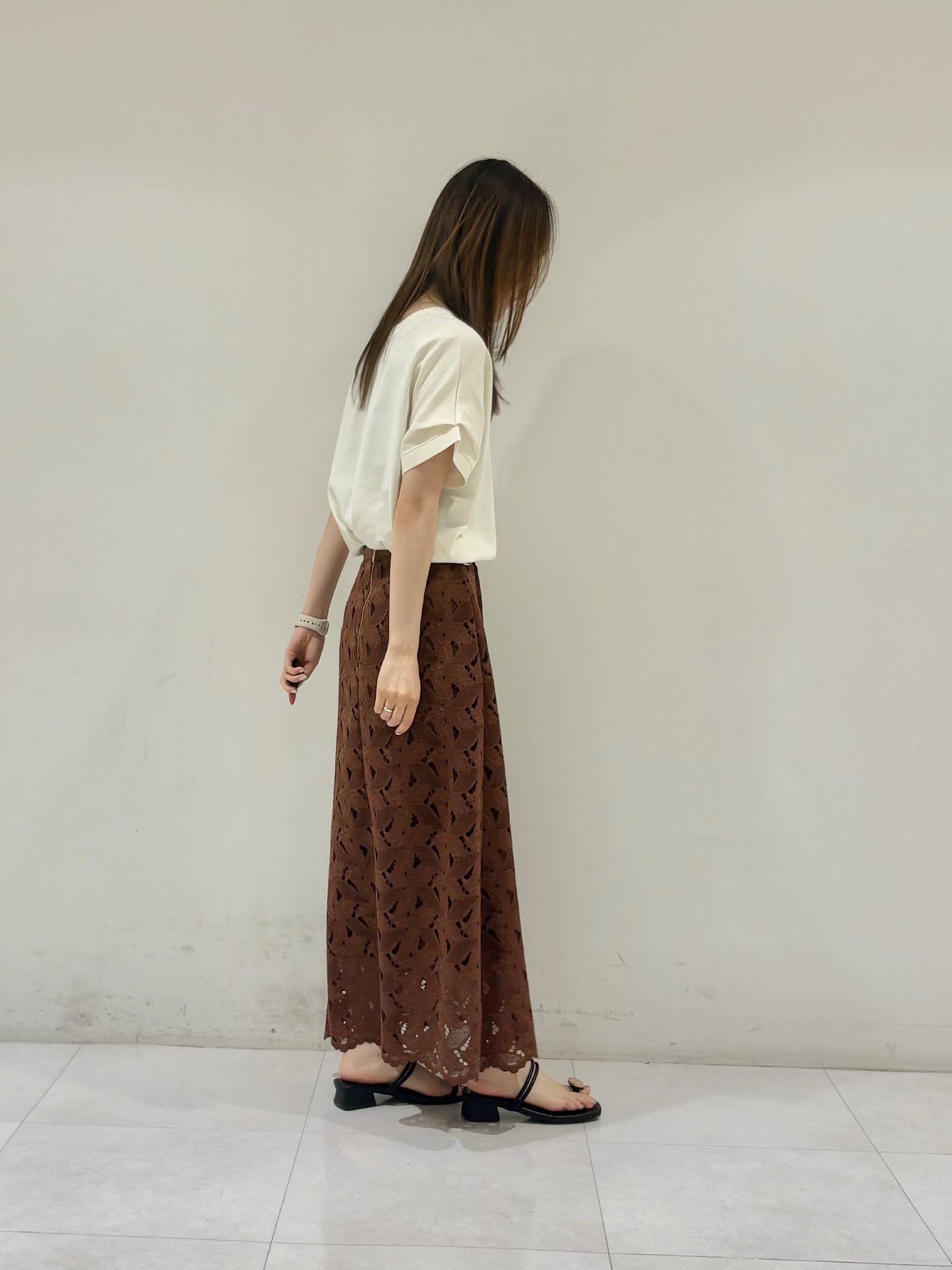 kyokaさんの「UNTITLED｜【肌に張りつきにくい/前後2WAY】ドライタッチコットンプルオーバー」を使ったコーディネート