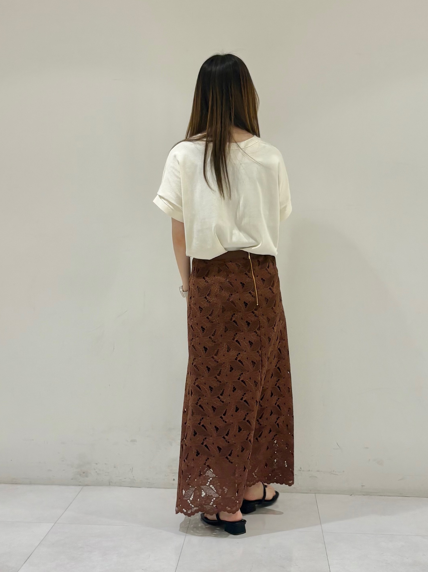 kyokaさんの「UNTITLED｜【肌に張りつきにくい/前後2WAY】ドライタッチコットンプルオーバー」を使ったコーディネート