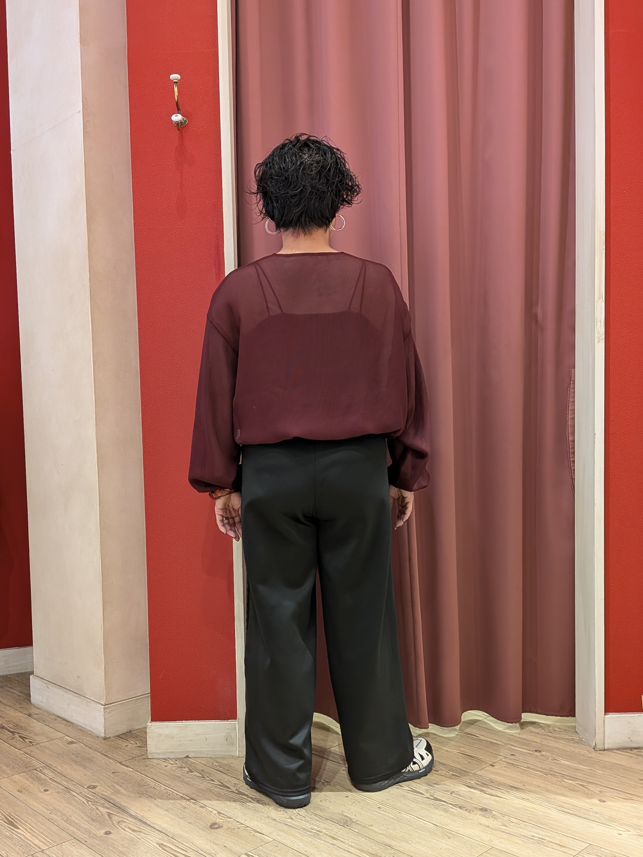 cameさんの「SHOO･LA･RUE｜【通気性〇/セットアップ可/洗濯機可】メッシュドルマン ジップブルゾン」を使ったコーディネート