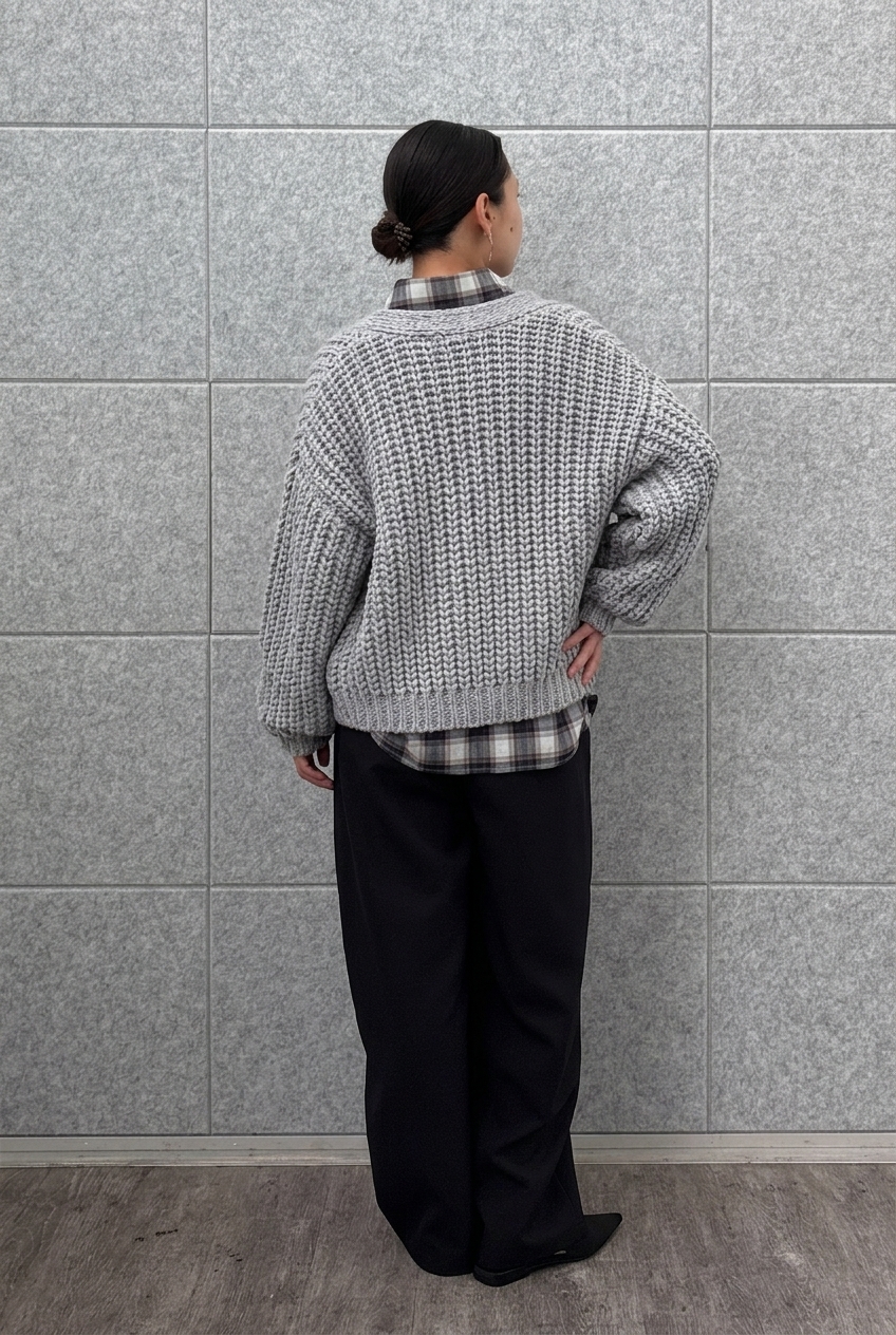ayanoさんの「INDIVI｜タイムレスフォルムシャツ」を使ったコーディネート