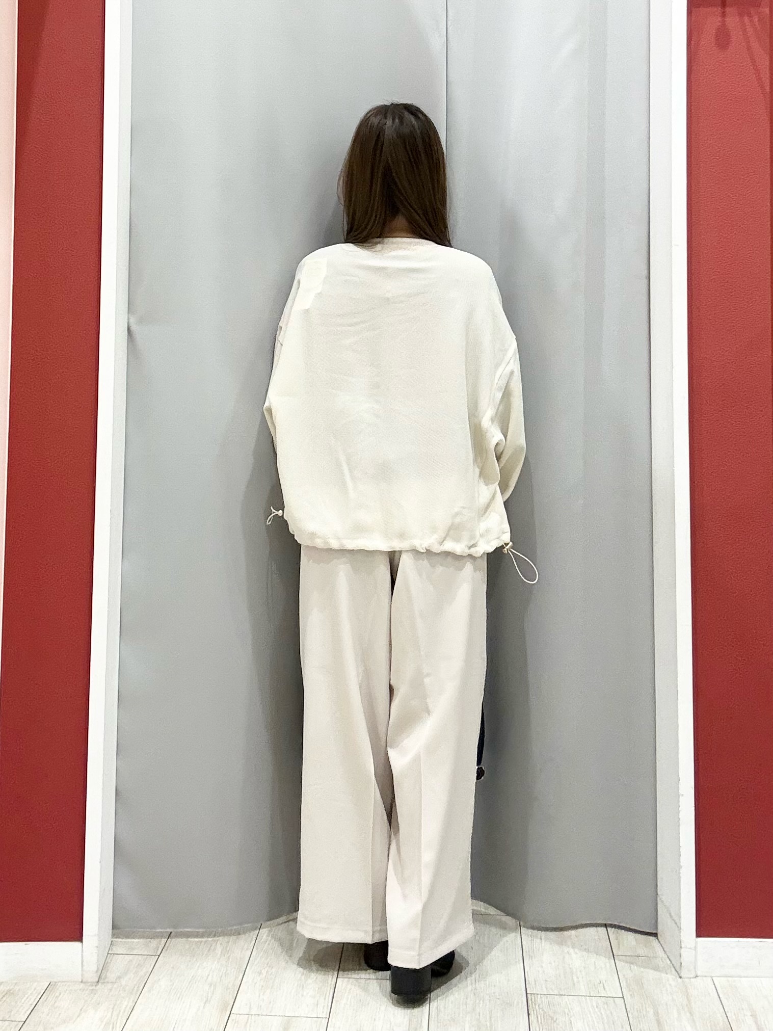 shioさんの「SHOO･LA･RUE｜【通気性〇/セットアップ可/洗濯機可】メッシュドルマン ジップブルゾン」を使ったコーディネート