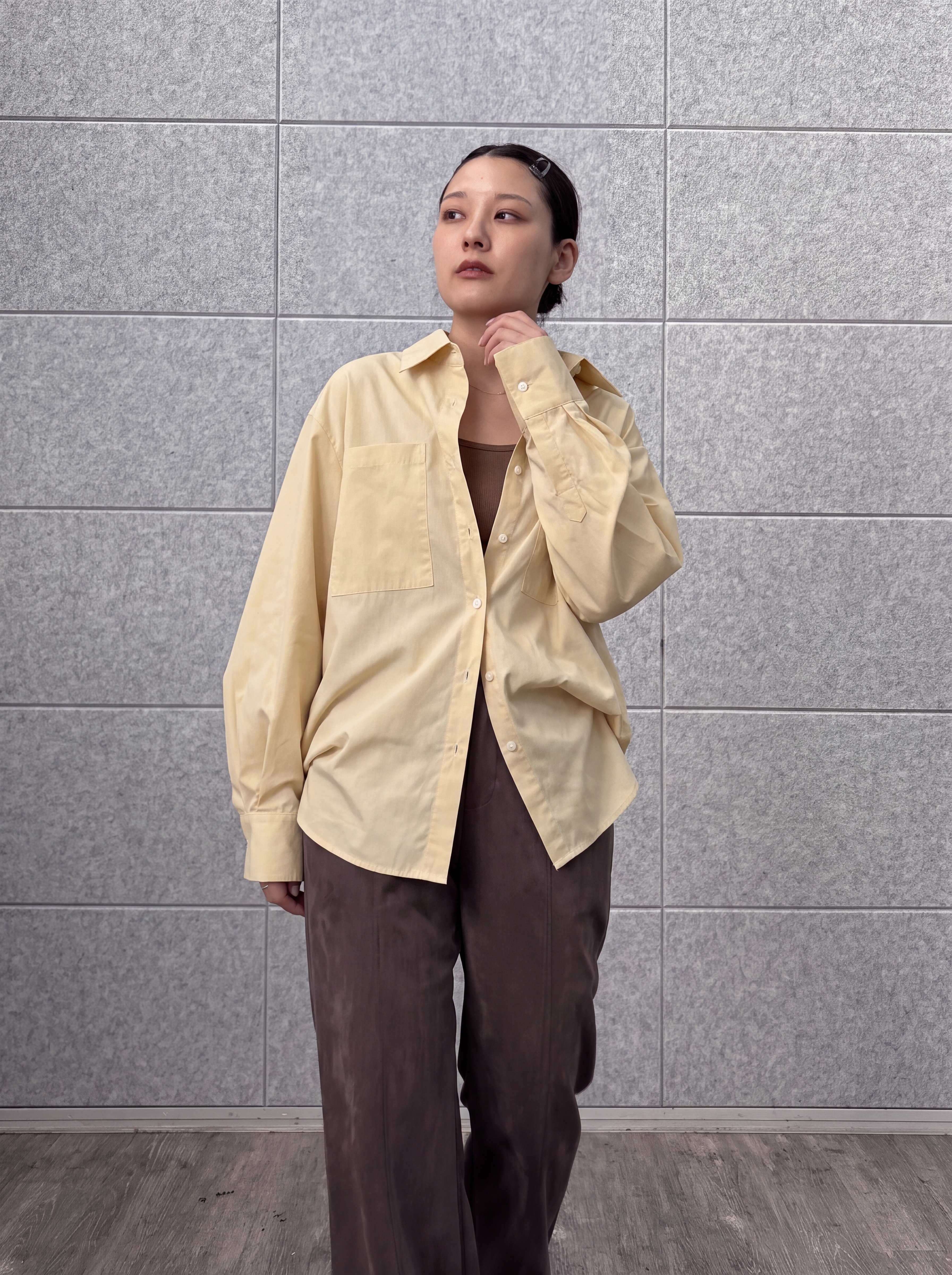 ayanoさんの「INDIVI｜タイムレスフォルムシャツ」を使ったコーディネート