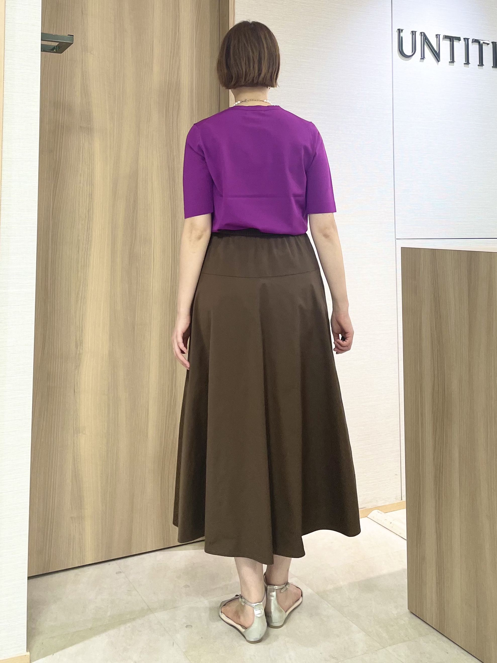 aliceさんの「UNTITLED｜【アンサンブル可/きれいめ/通勤】コンパクト5分袖ニット」を使ったコーディネート