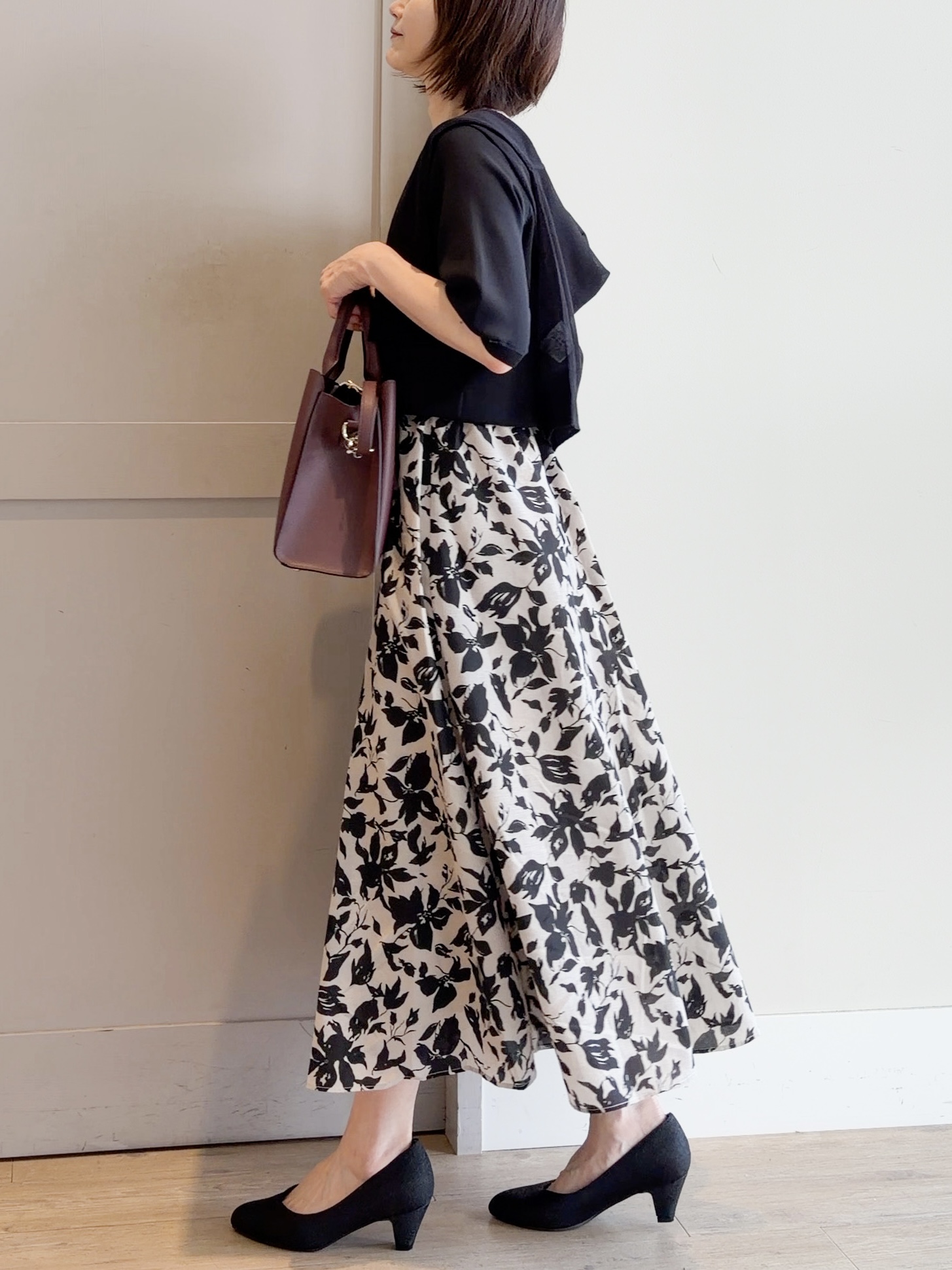 yamakoさんの「grove｜高評価！【洗える／名品】大人の透け感、シアーカーディガン」を使ったコーディネート