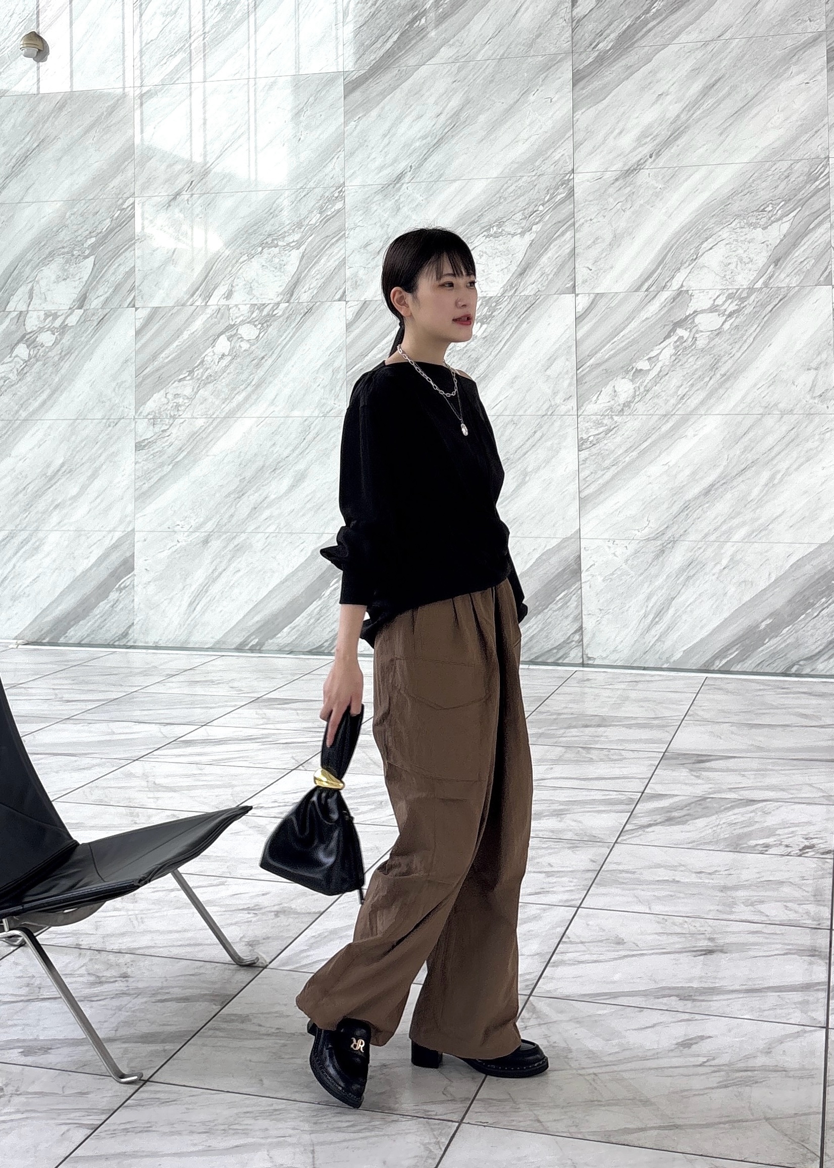 Renoさんの「INDIVI｜裏毛オフショルカットソー」を使ったコーディネート