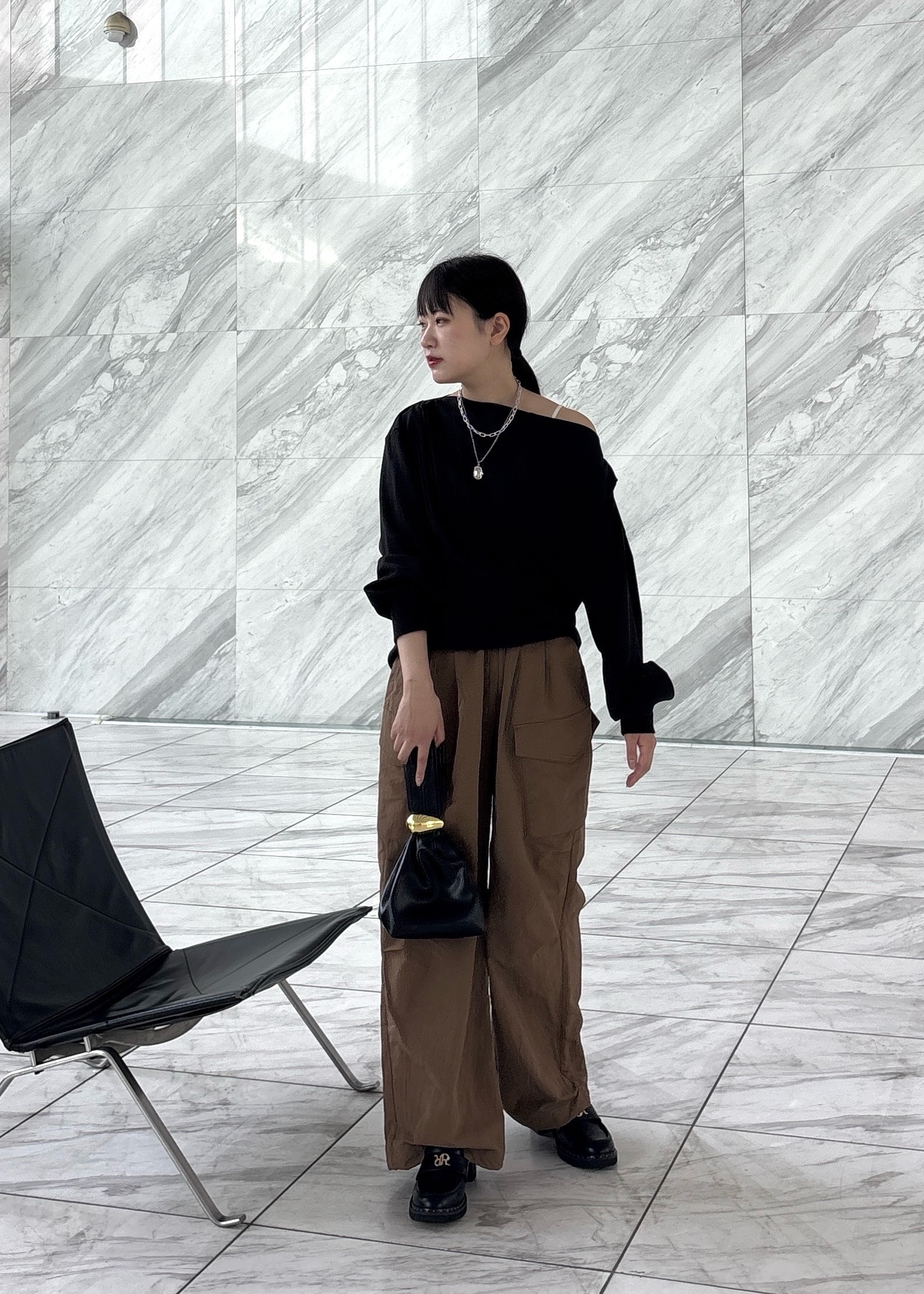Renoさんの「INDIVI｜裏毛オフショルカットソー」を使ったコーディネート