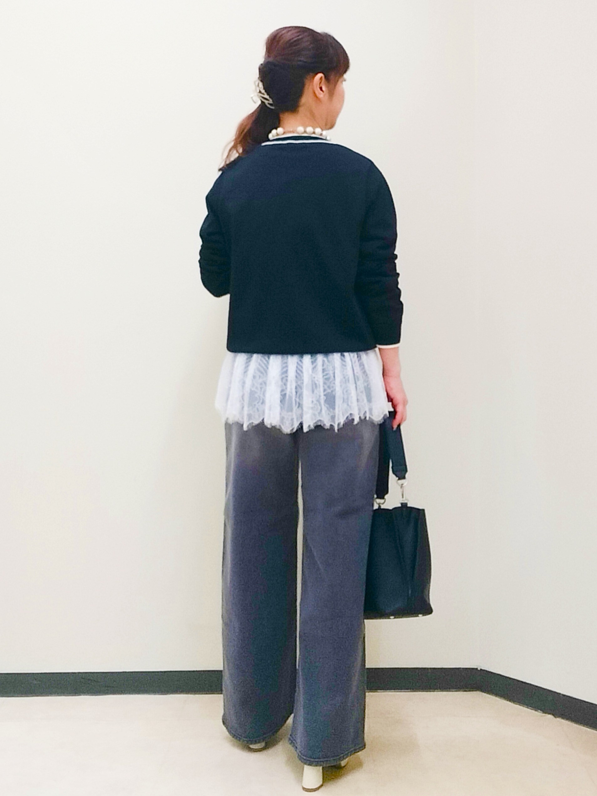 花さんの「Reflect｜【UVカット／アンサンブル／手洗い可】バイカラーニットカーディガン」を使ったコーディネート