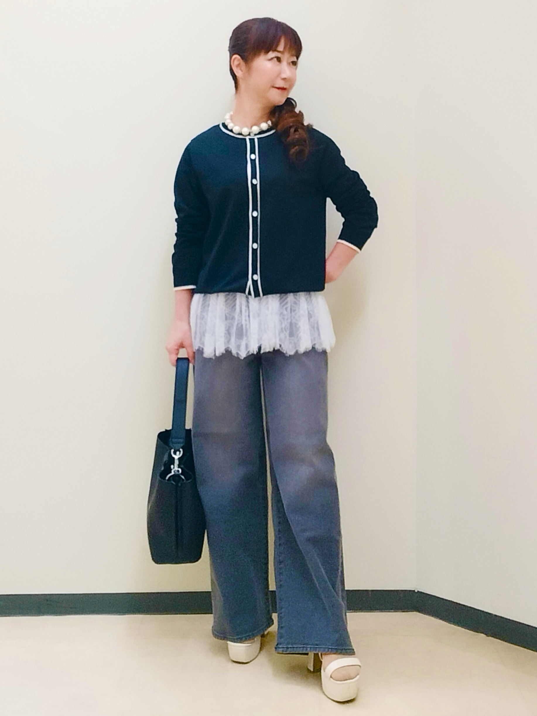 花さんの「Reflect｜【UVカット／アンサンブル／手洗い可】バイカラーニットカーディガン」を使ったコーディネート