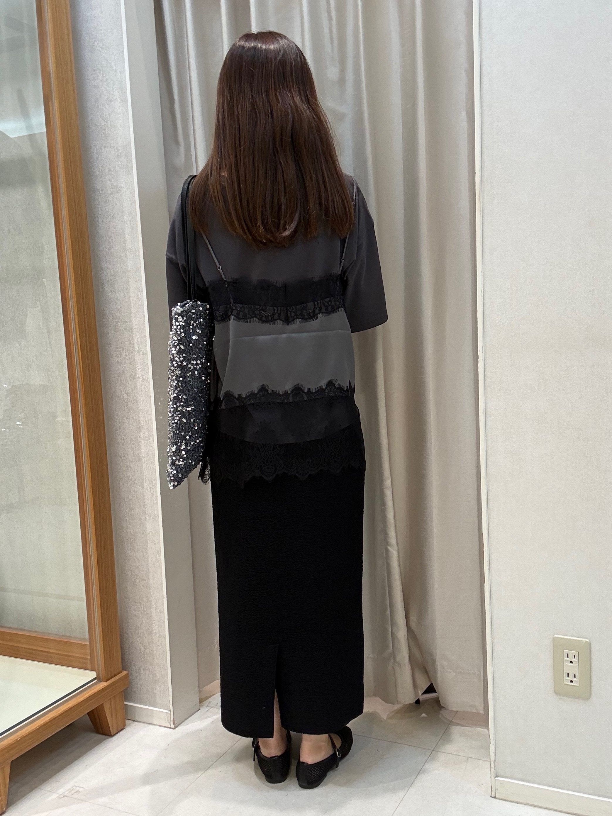 kanaさんの「UNTITLED｜【1枚でもセットでも】レースキャミ付きプルオーバー」を使ったコーディネート