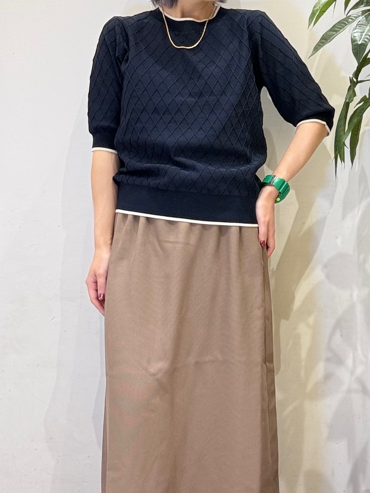 misakiさんの「SHOO･LA･RUE｜【毛玉になりにくい/S-LL/洗濯機可】すっきり二の腕カバー ダイヤ柄5分袖配色ニット」を使ったコーディネート