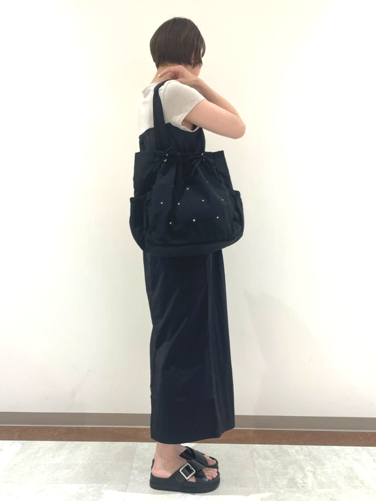ちいはちさんの「grove｜【低身長さんも選べる着丈・洗濯機◎】1枚で旬顔！Tシャツドッキングドロストワンピース」を使ったコーディネート