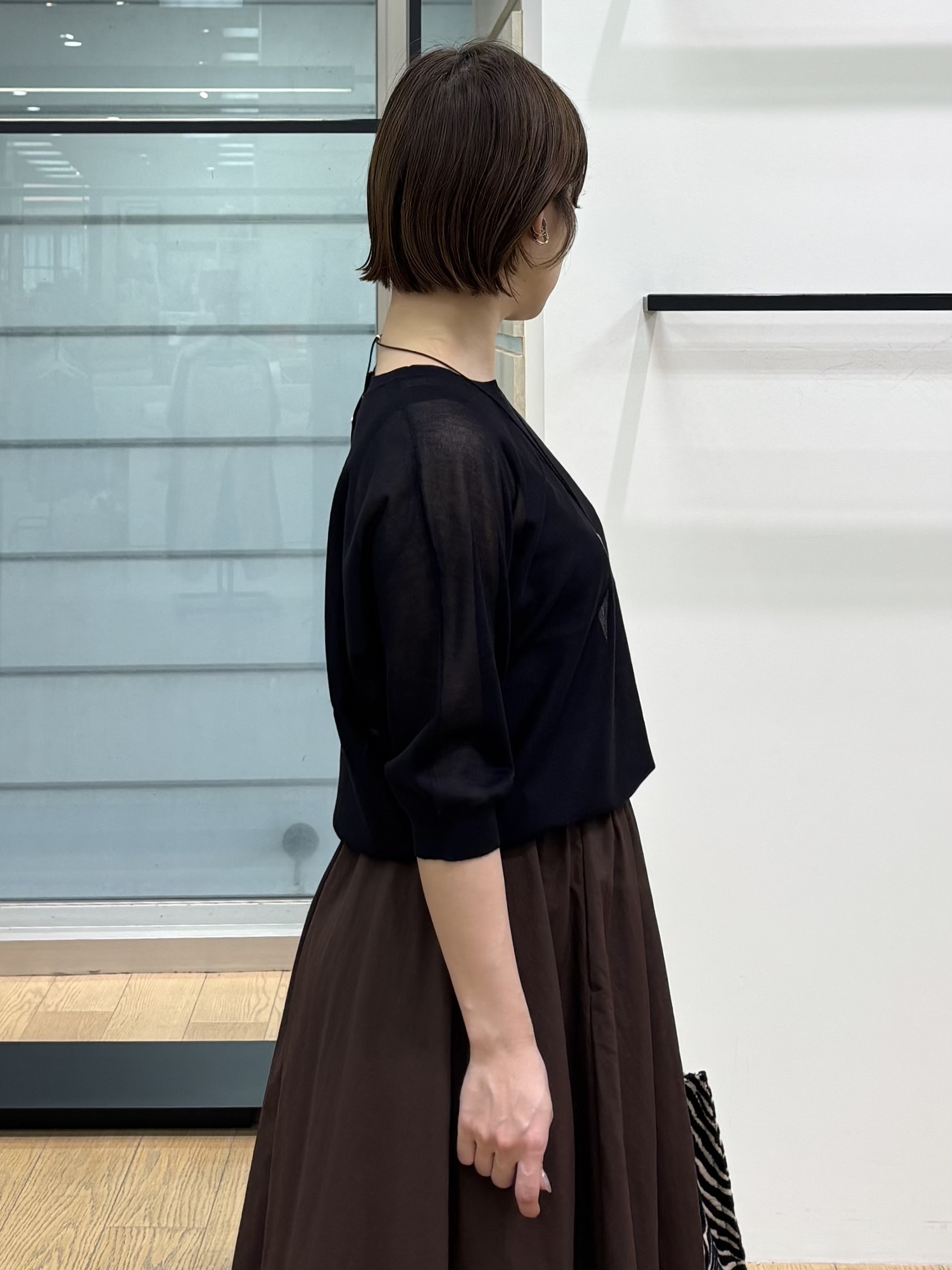 asamiさんの「INDIVI｜【体型カバー／洗える】シアードルマンニット」を使ったコーディネート