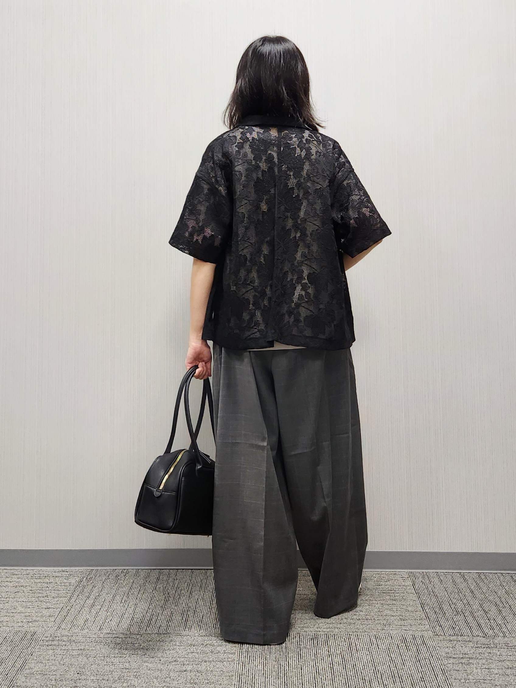 naraさんの「Dessin｜カラミレース 開襟シャツ」を使ったコーディネート