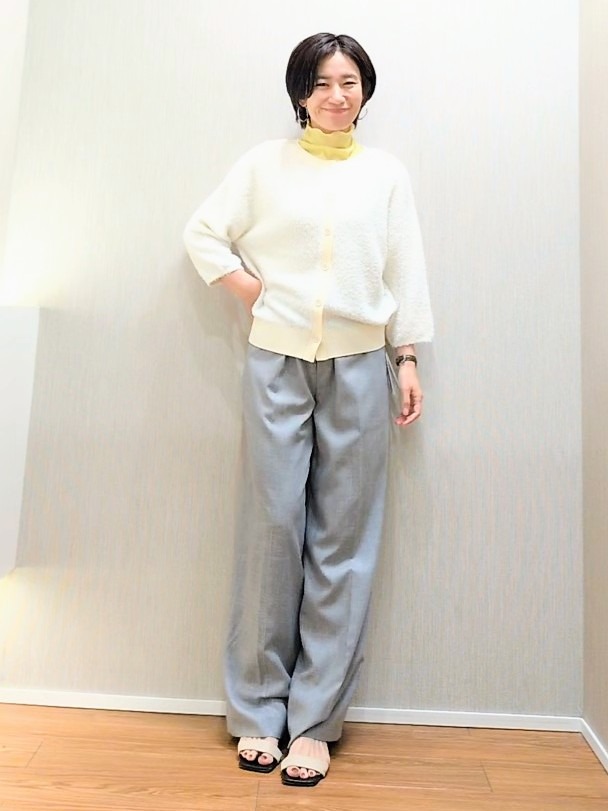 ミズタさんの「UNTITLED｜【前後2WAY】コットン混カールプルオーバー」を使ったコーディネート