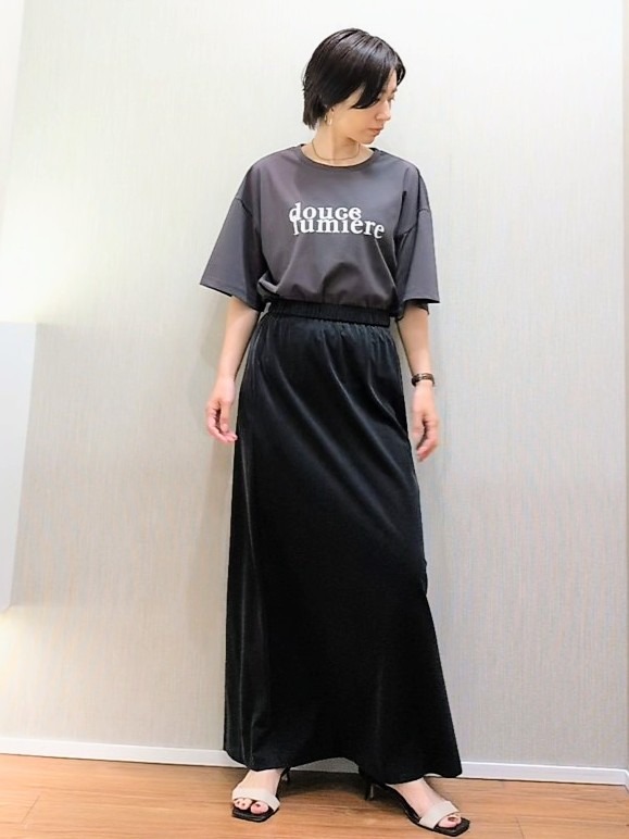 ミズタさんの「UNTITLED｜シアーチェックシャツブラウス」を使ったコーディネート