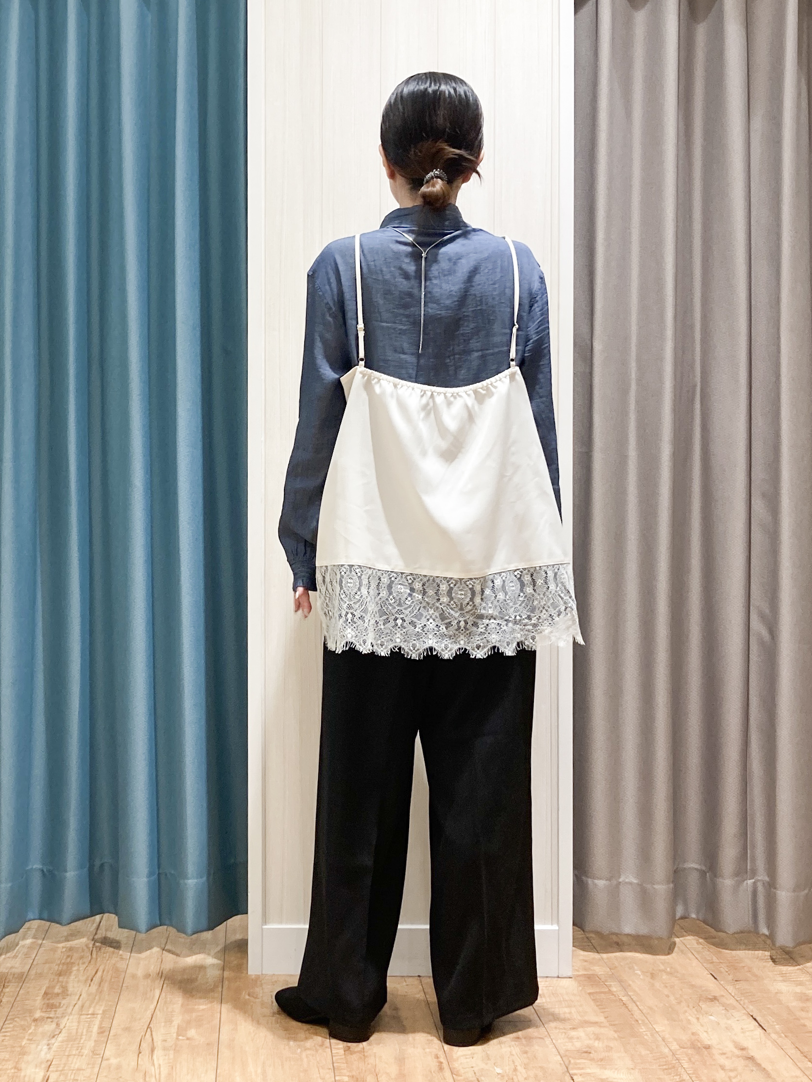 thさんの「SHOO･LA･RUE｜【洗濯機可/S-LL】体型カバーしながらこなれ見え。レース付きキャミソール」を使ったコーディネート