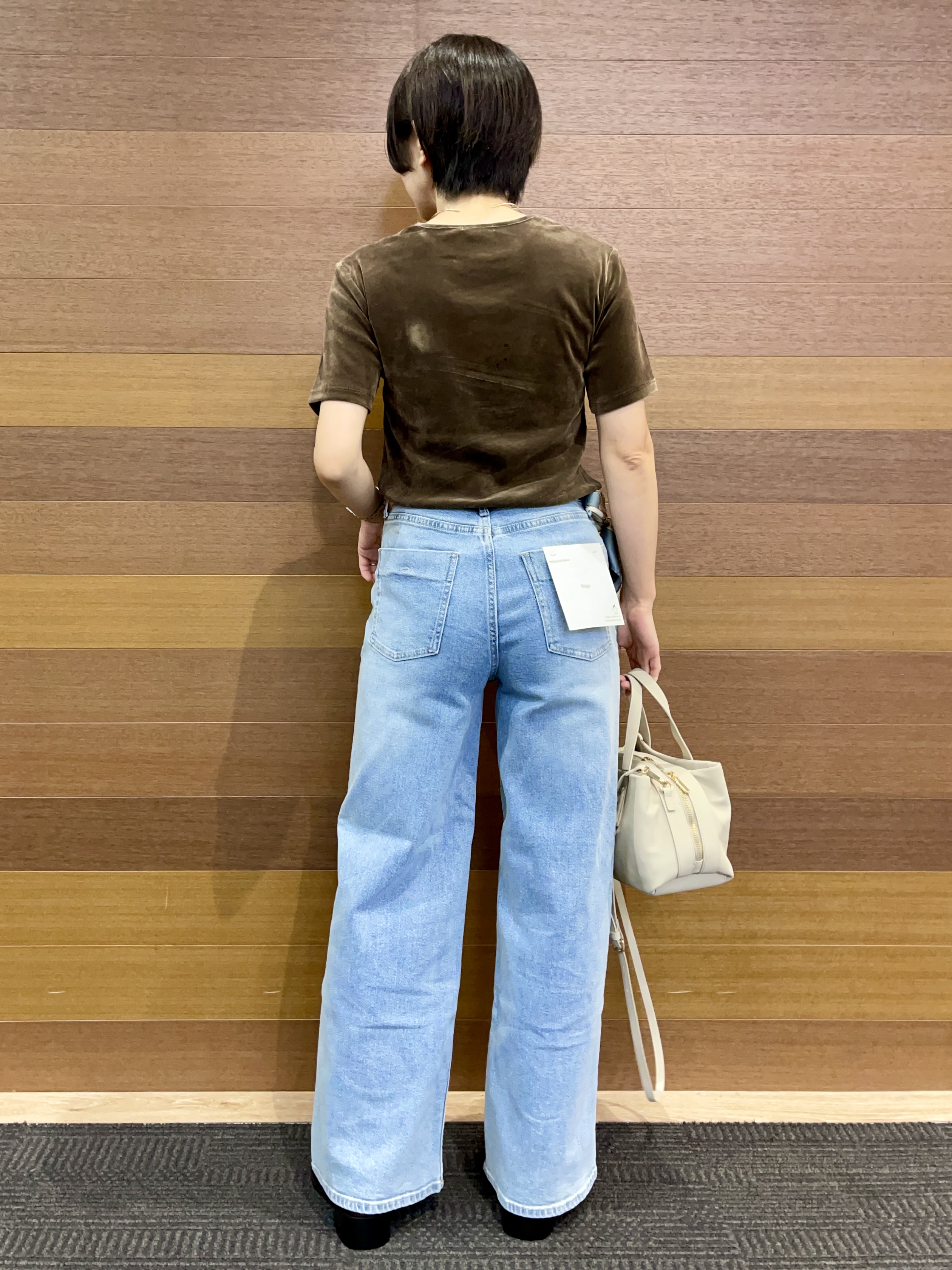 umiさんの「OPAQUE.CLIP｜フロッキーチュールカットソー【洗濯機OK】」を使ったコーディネート