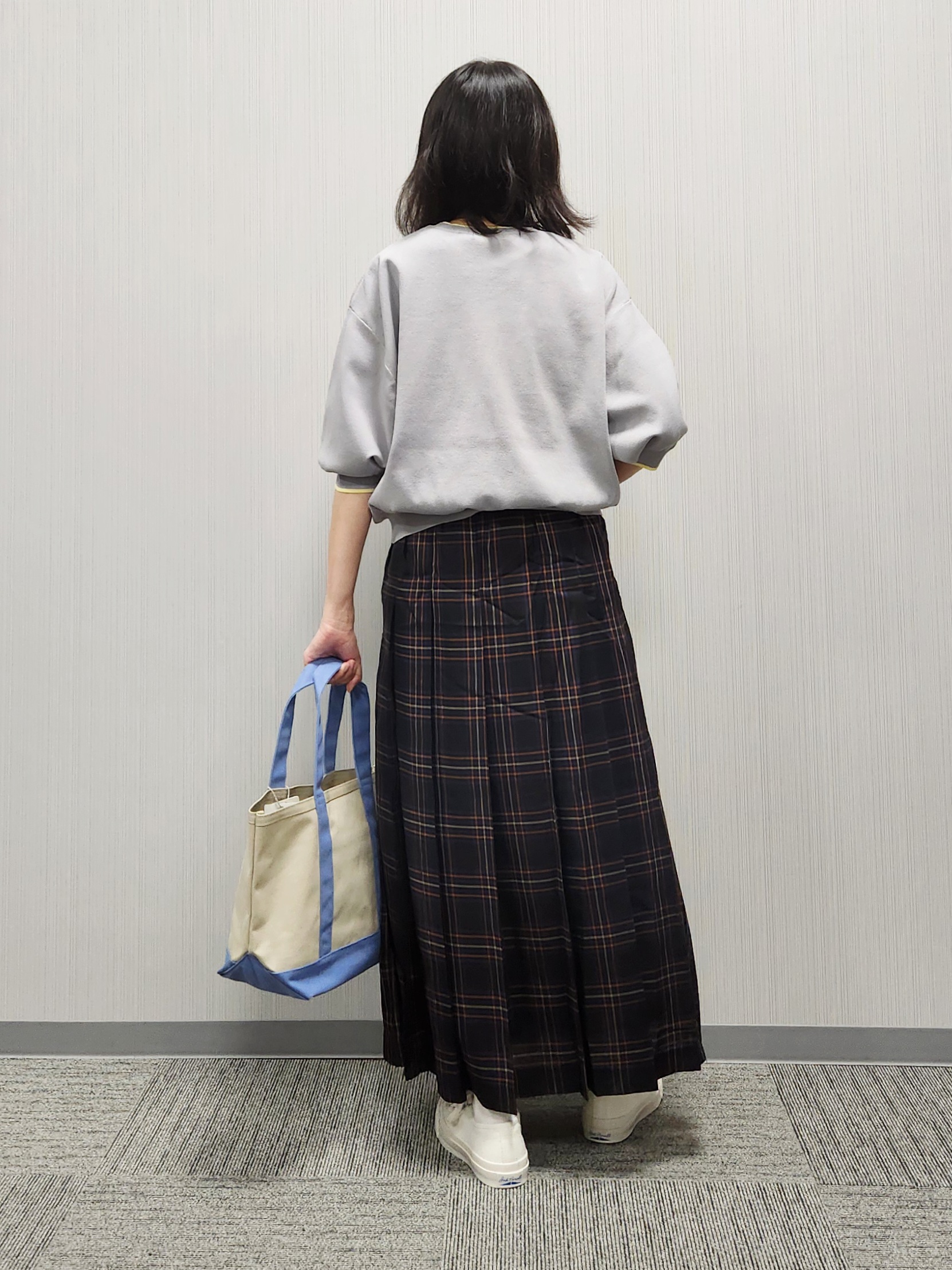 naraさんの「Dessin｜【UVカット/マシンウォッシャブル】6分袖配色ニット」を使ったコーディネート