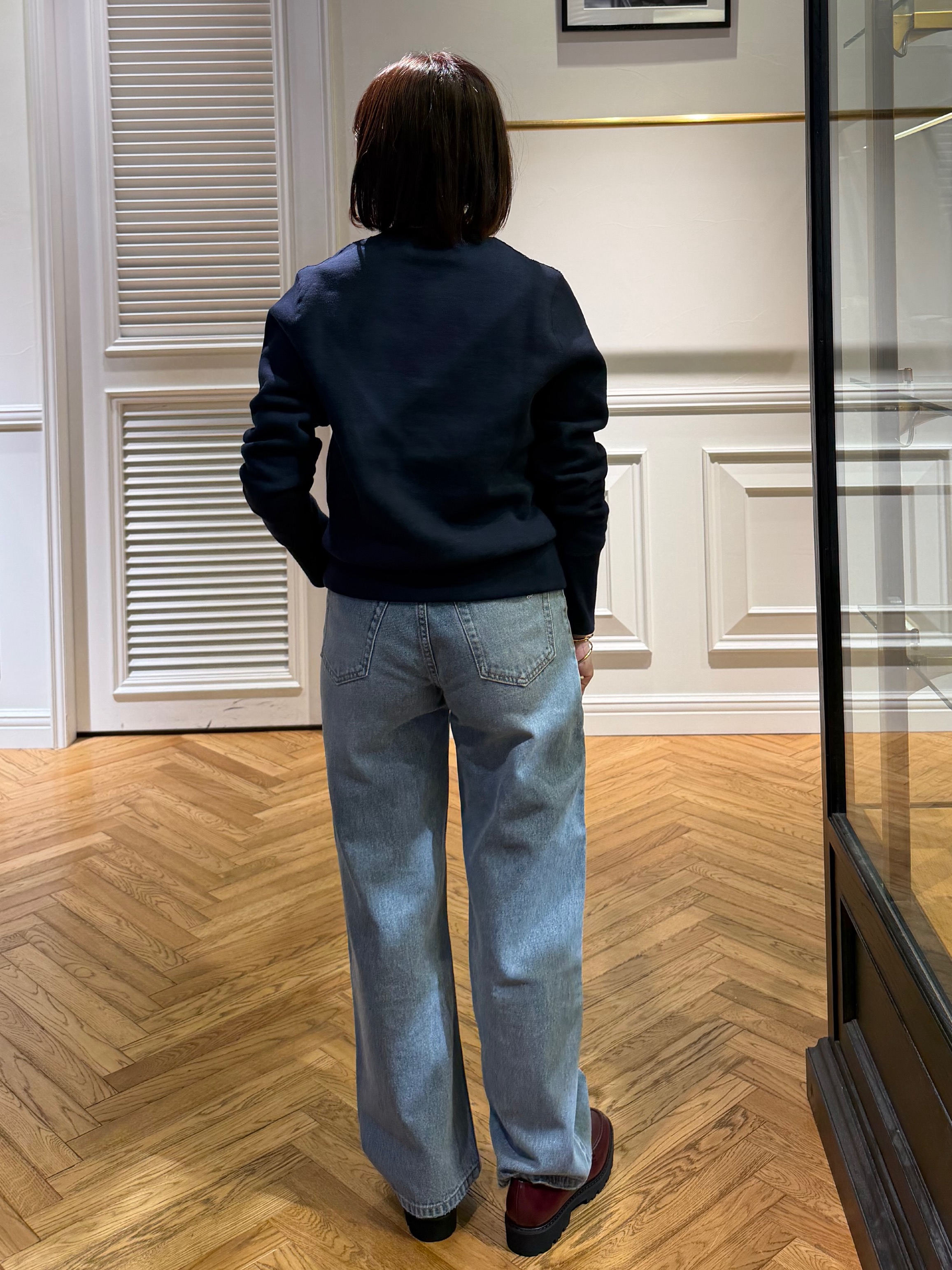つじ まこさんの「DRESSTERIOR｜ヴィンテージ ユーズド ストレートデニム」を使ったコーディネート