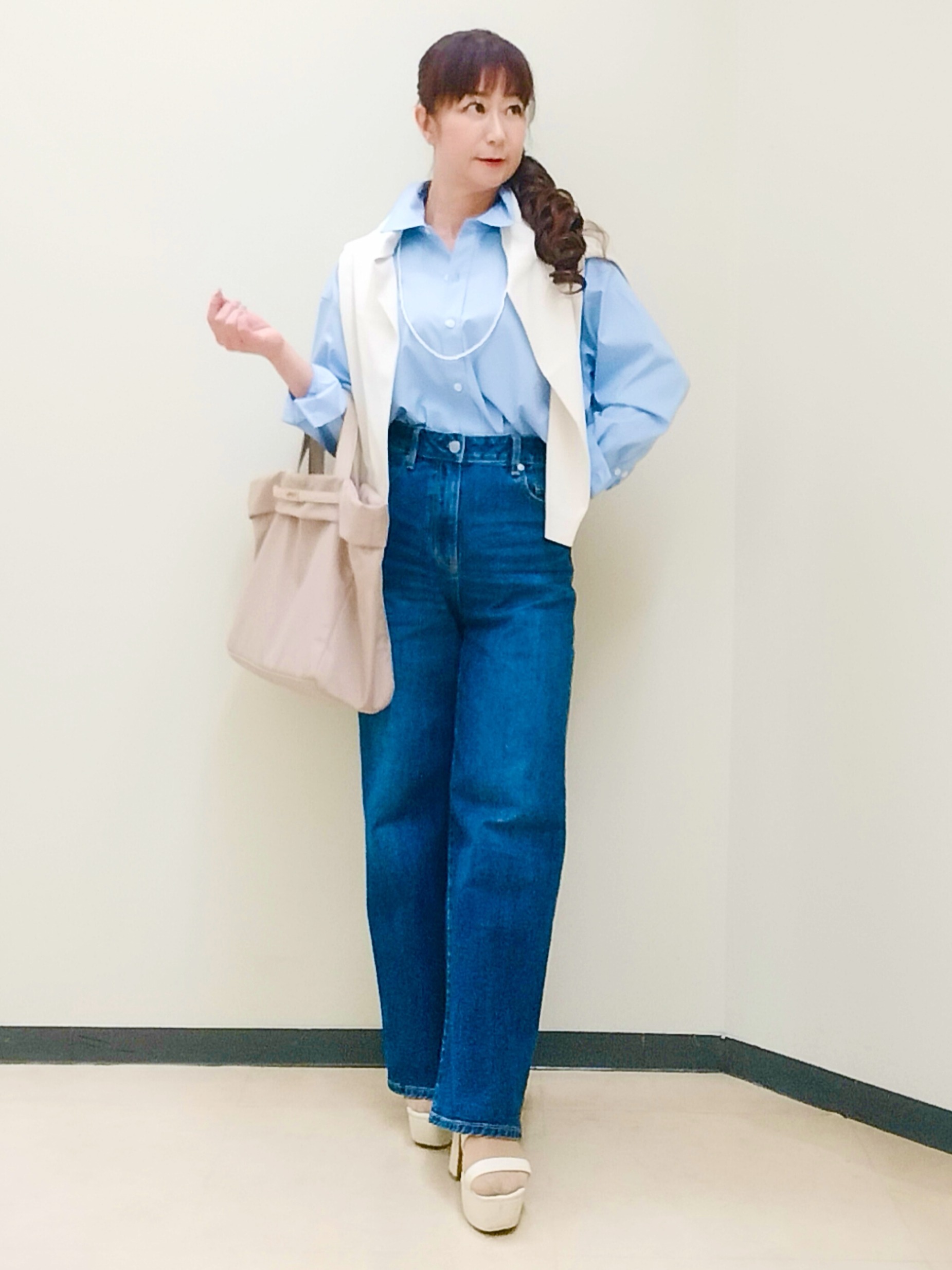 花さんの「Reflect｜【羽織りにも◎】タイプライタービッグシャツ」を使ったコーディネート