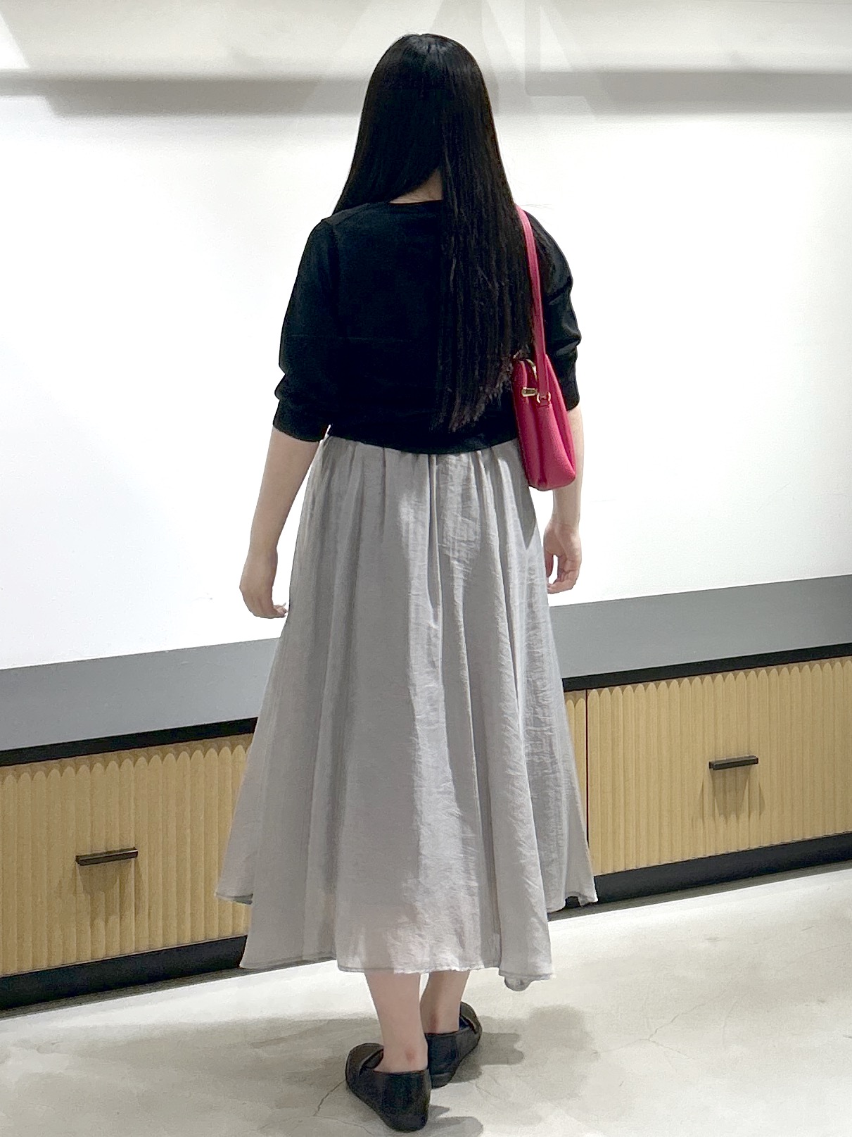 sayaさんの「OPAQUE.CLIP｜お花ビジュー6分袖ニット【洗濯機OK】」を使ったコーディネート