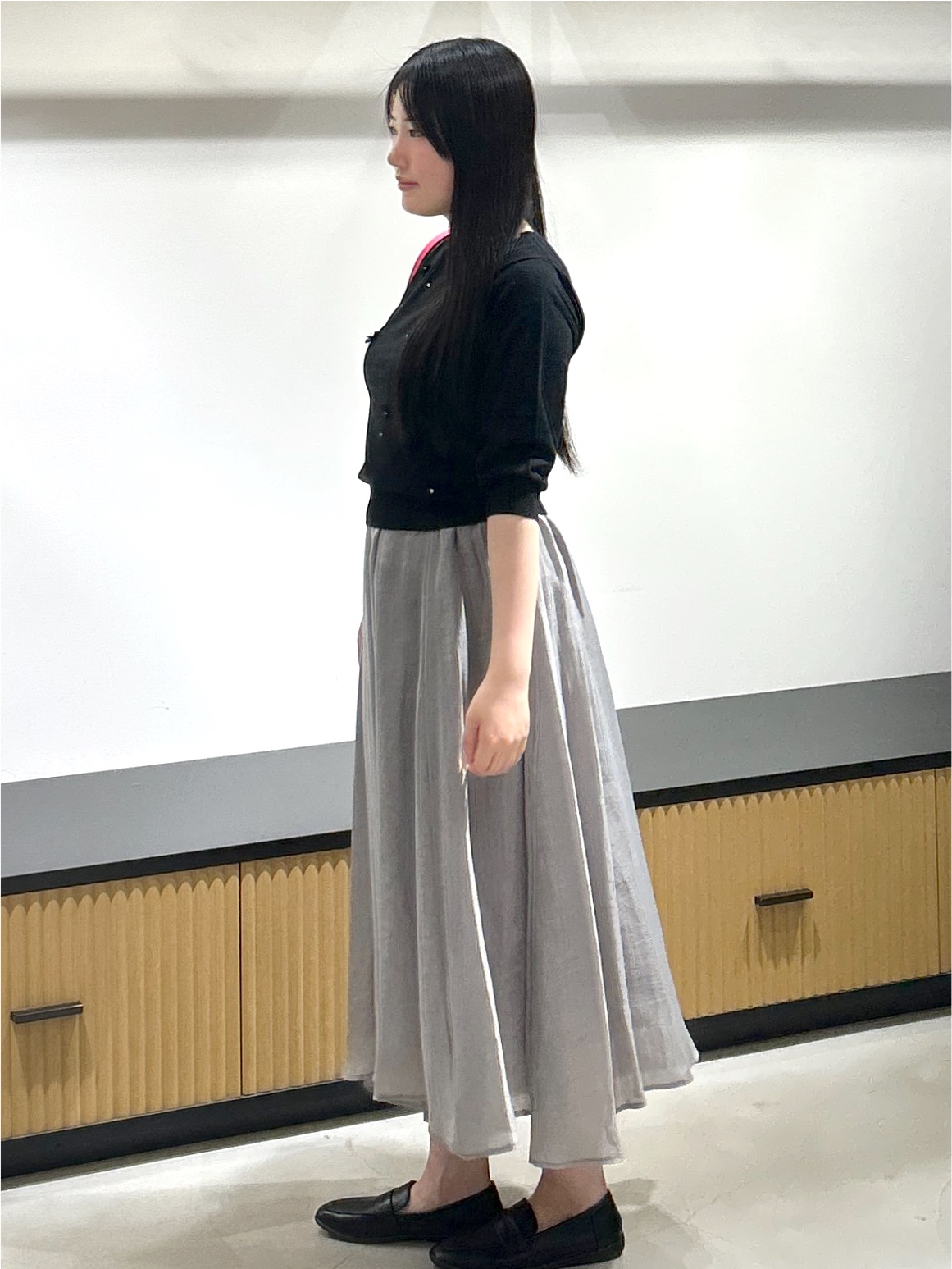 sayaさんの「OPAQUE.CLIP｜お花ビジュー6分袖ニット【洗濯機OK】」を使ったコーディネート