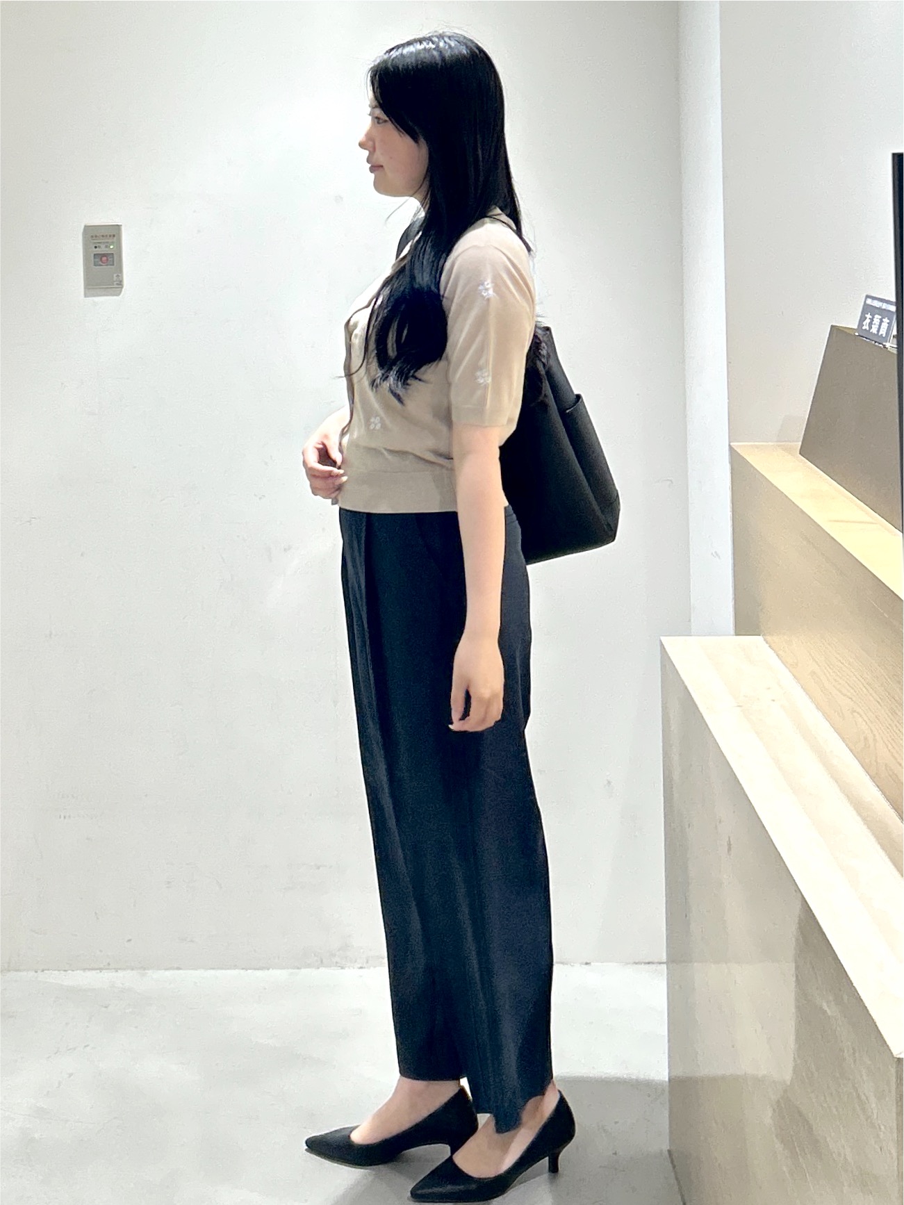 sayaさんの「OPAQUE.CLIP｜フラワー刺繍カーディガン【洗濯機OK／抗ピル】」を使ったコーディネート