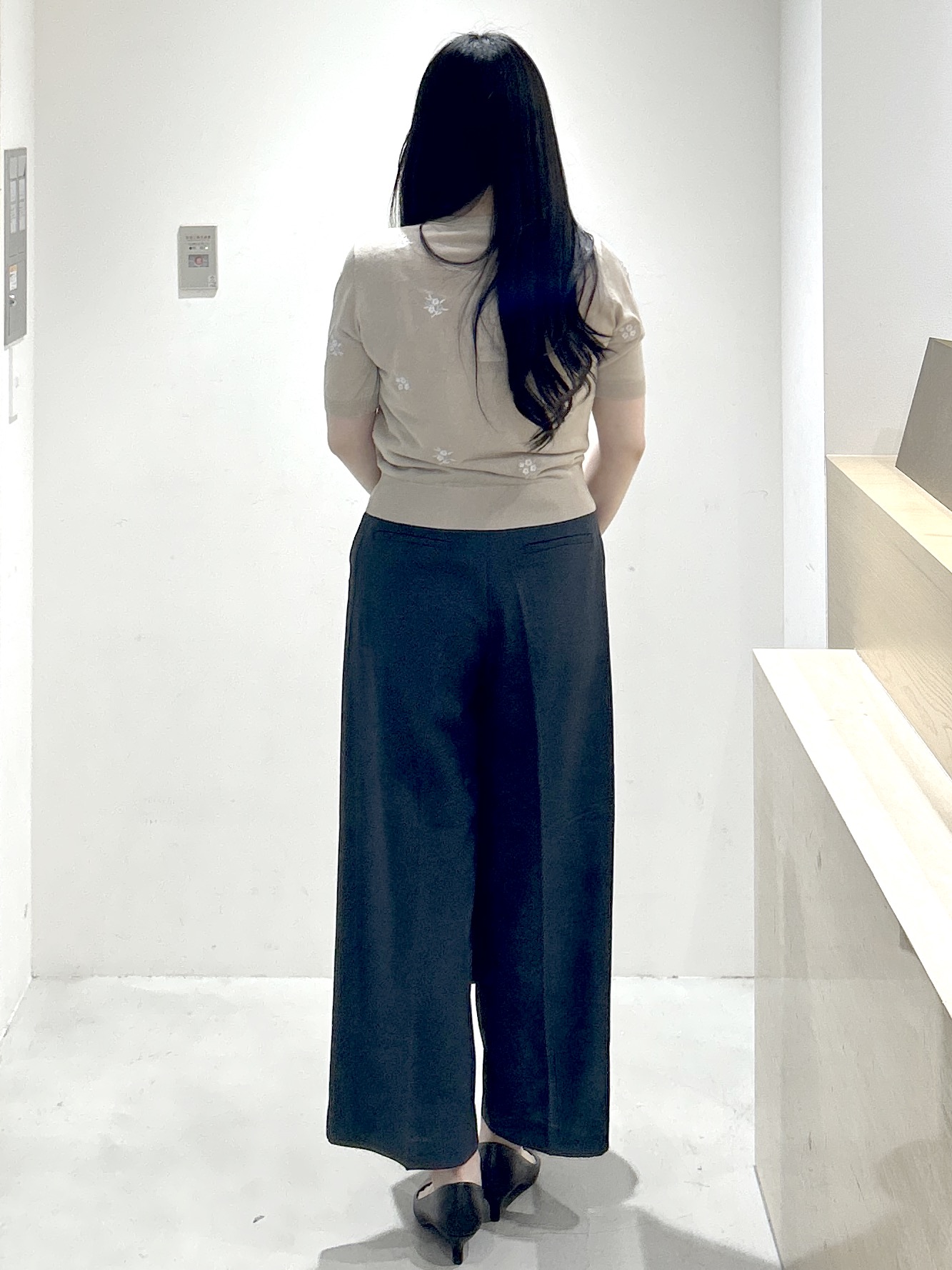 sayaさんの「OPAQUE.CLIP｜フラワー刺繍カーディガン【洗濯機OK／抗ピル】」を使ったコーディネート