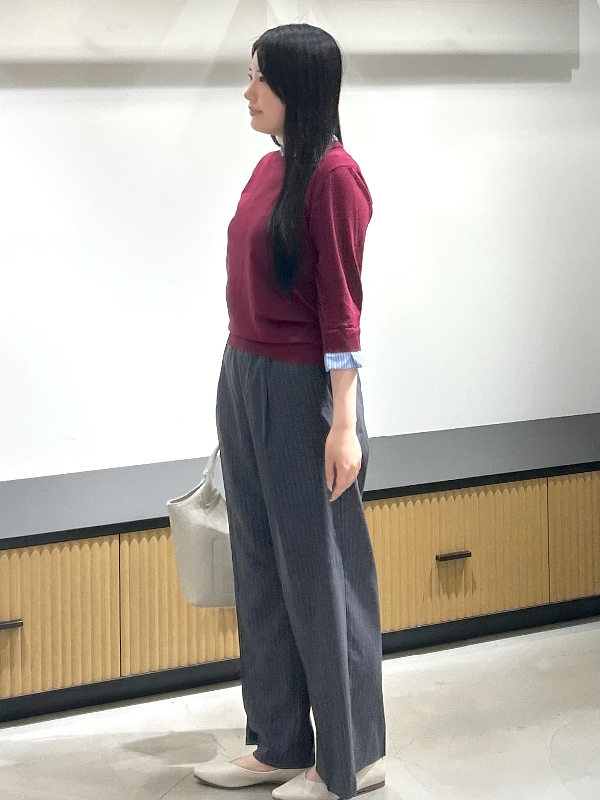 sayaさんの「OPAQUE.CLIP｜【UVケア／遮熱性】フリルドッキングニット《洗濯機OK》」を使ったコーディネート