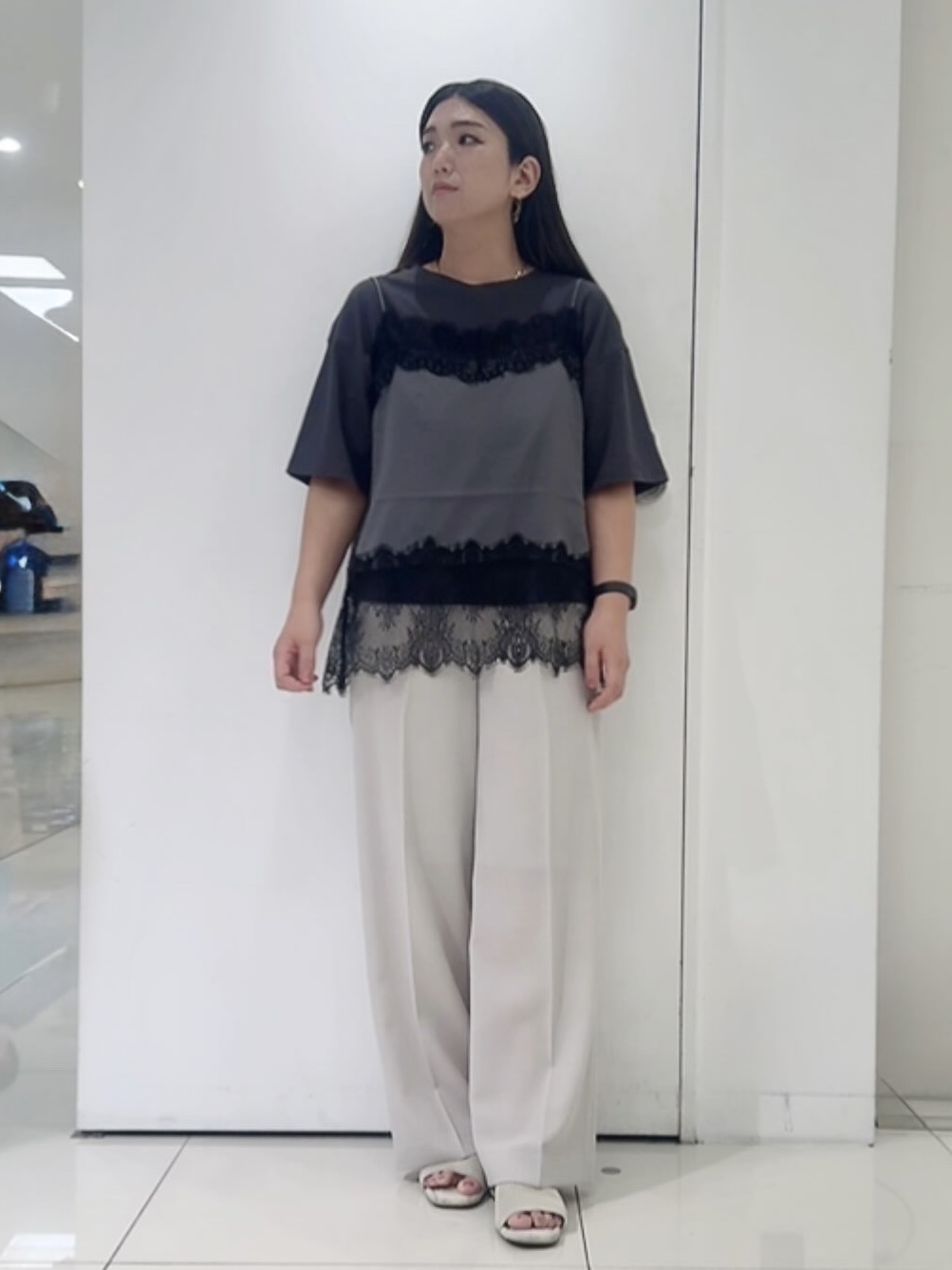 なかじさんの「UNTITLED｜【1枚でもセットでも】レースキャミ付きプルオーバー」を使ったコーディネート