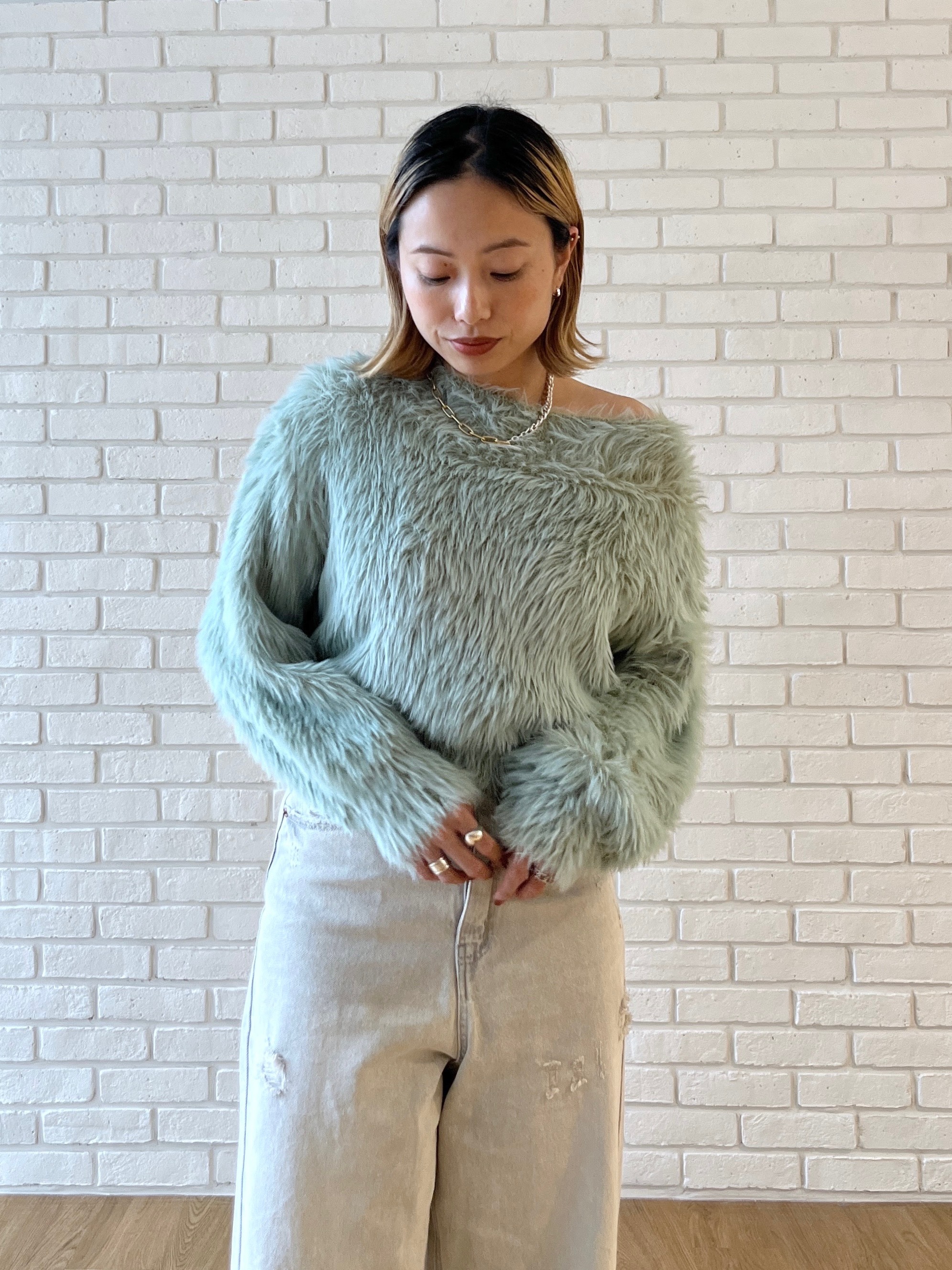 Harukaさんの「INDIVI｜サイドギャザー ワイドデニム」を使ったコーディネート