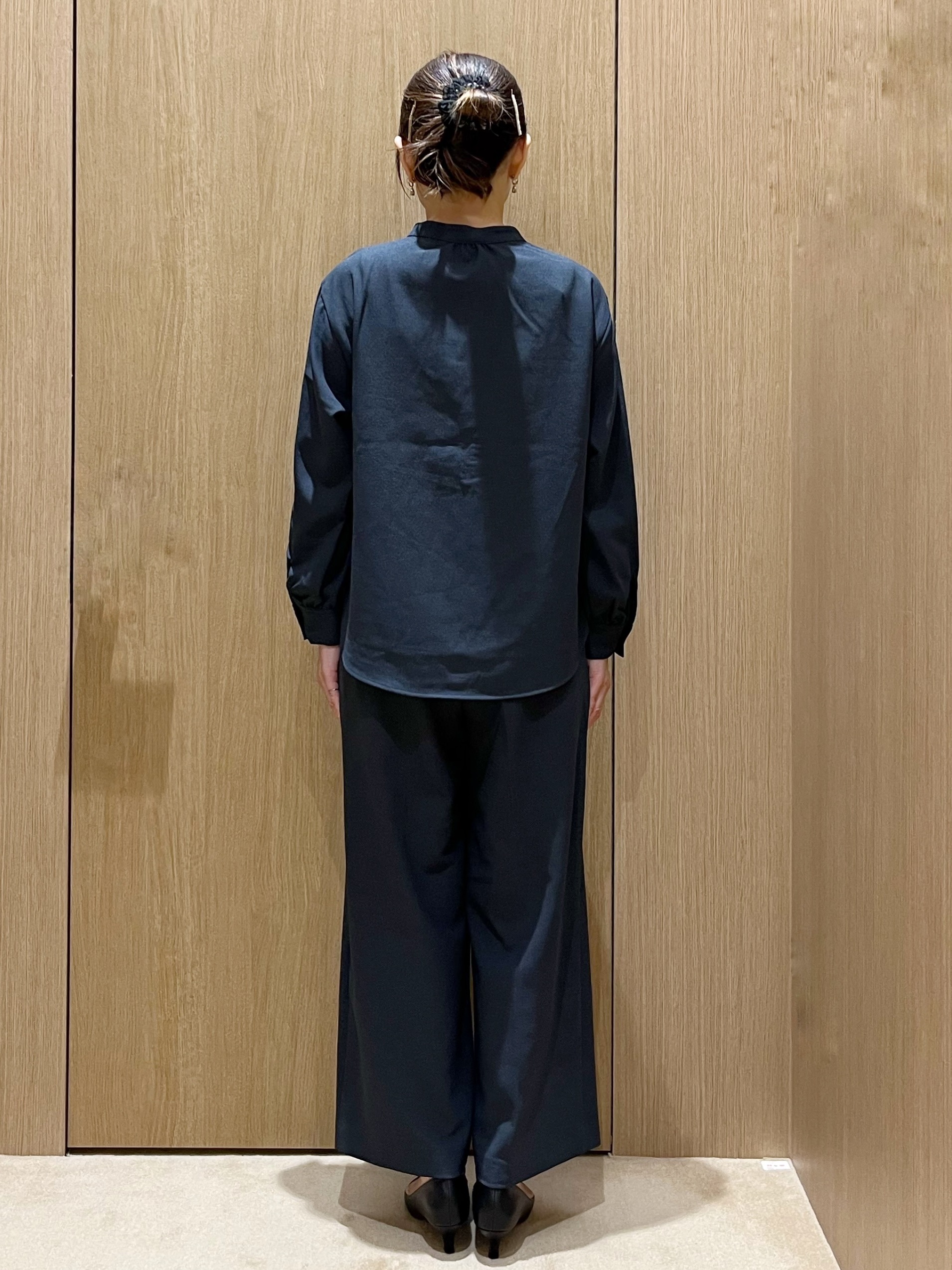 yukariさんの「OPAQUE.CLIP｜【高通気／遮熱】風が通るスキッパーシャツ《洗濯機OK／UVケア／防シワ》」を使ったコーディネート