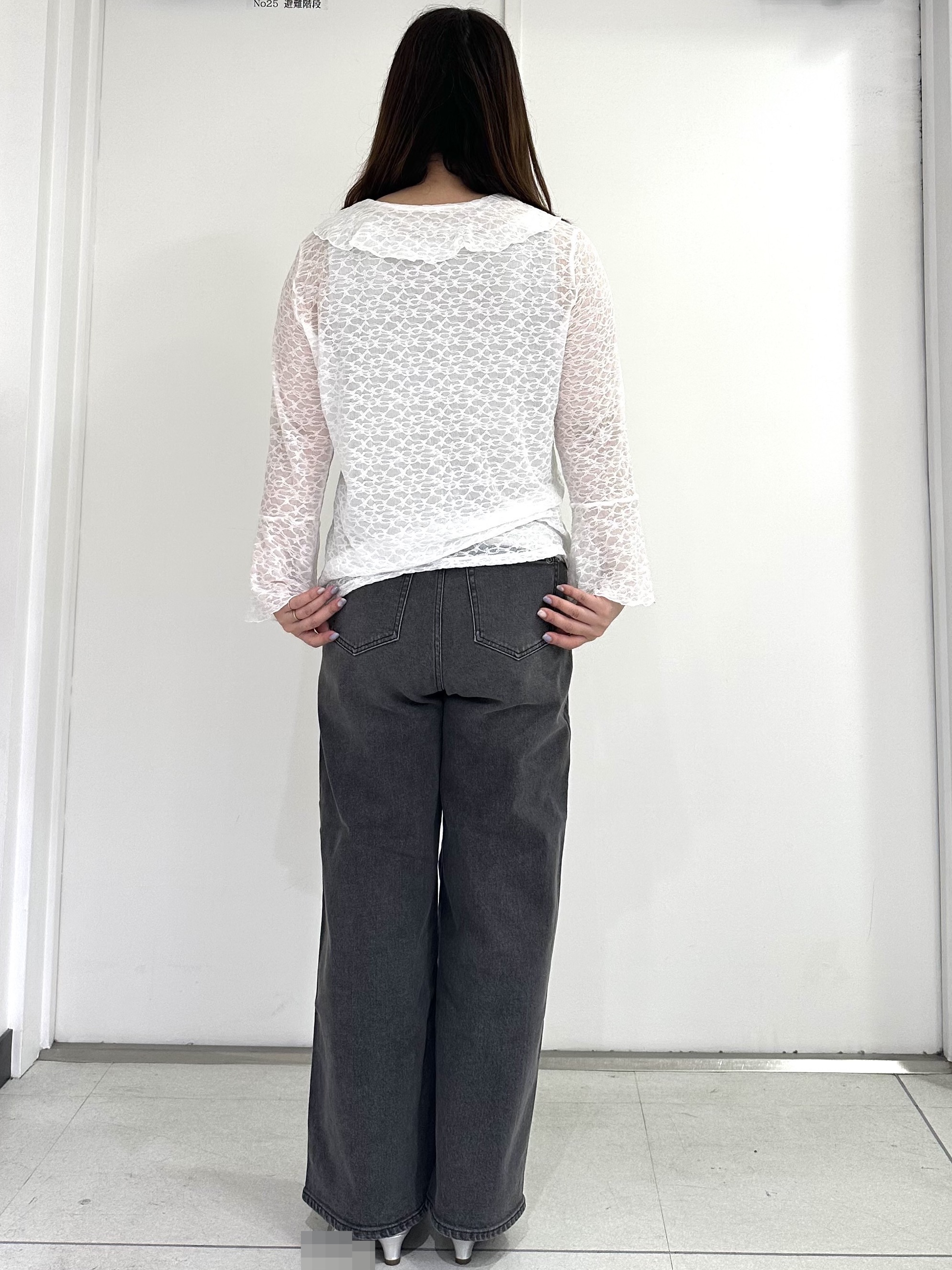 miさんの「Reflect｜【洗える】フリルレースブラウス」を使ったコーディネート