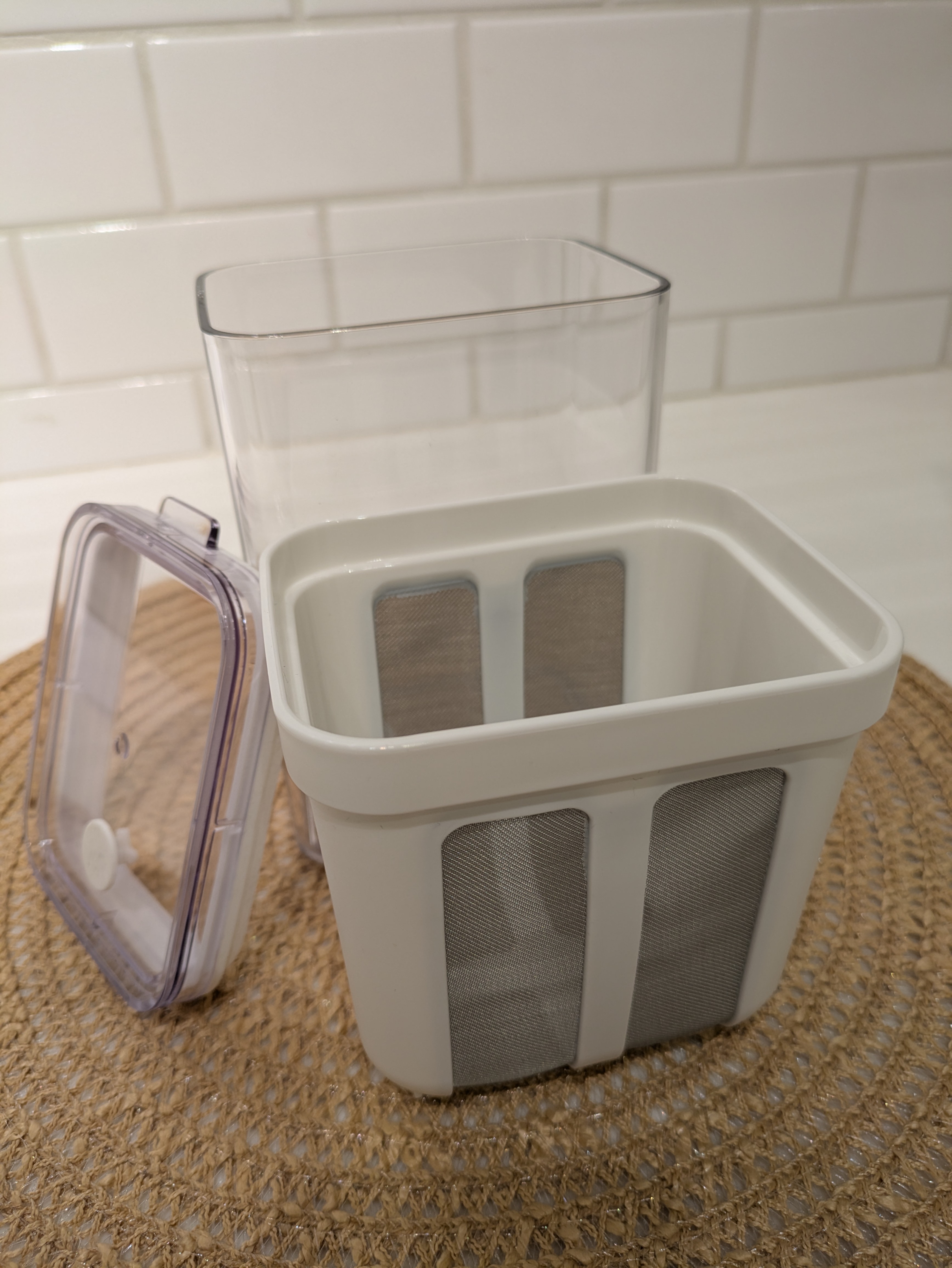 eのほうさんの「212 KITCHEN STORE｜水切りヨーグルトメーカー グリークル ＜atomico アトミコ＞」を使ったコーディネート