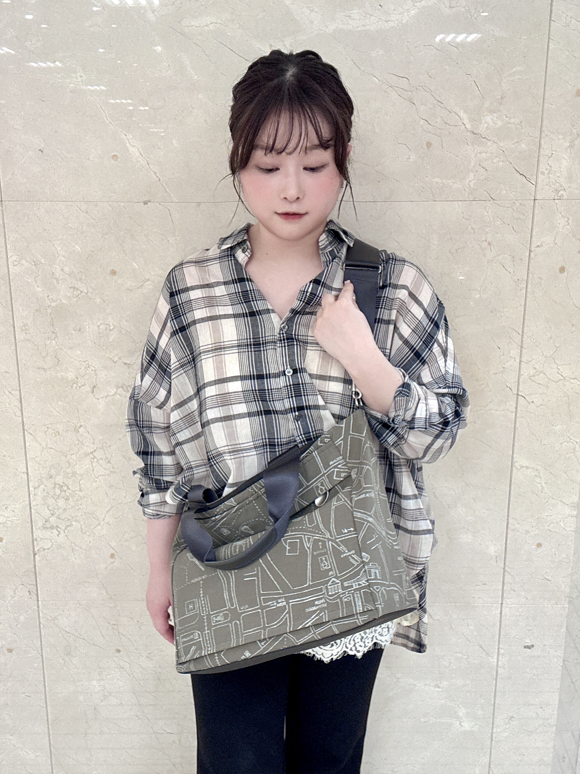 mさんの「HIROKO HAYASHI｜COMODA（コモダ）2wayボストンバッグ」を使ったコーディネート