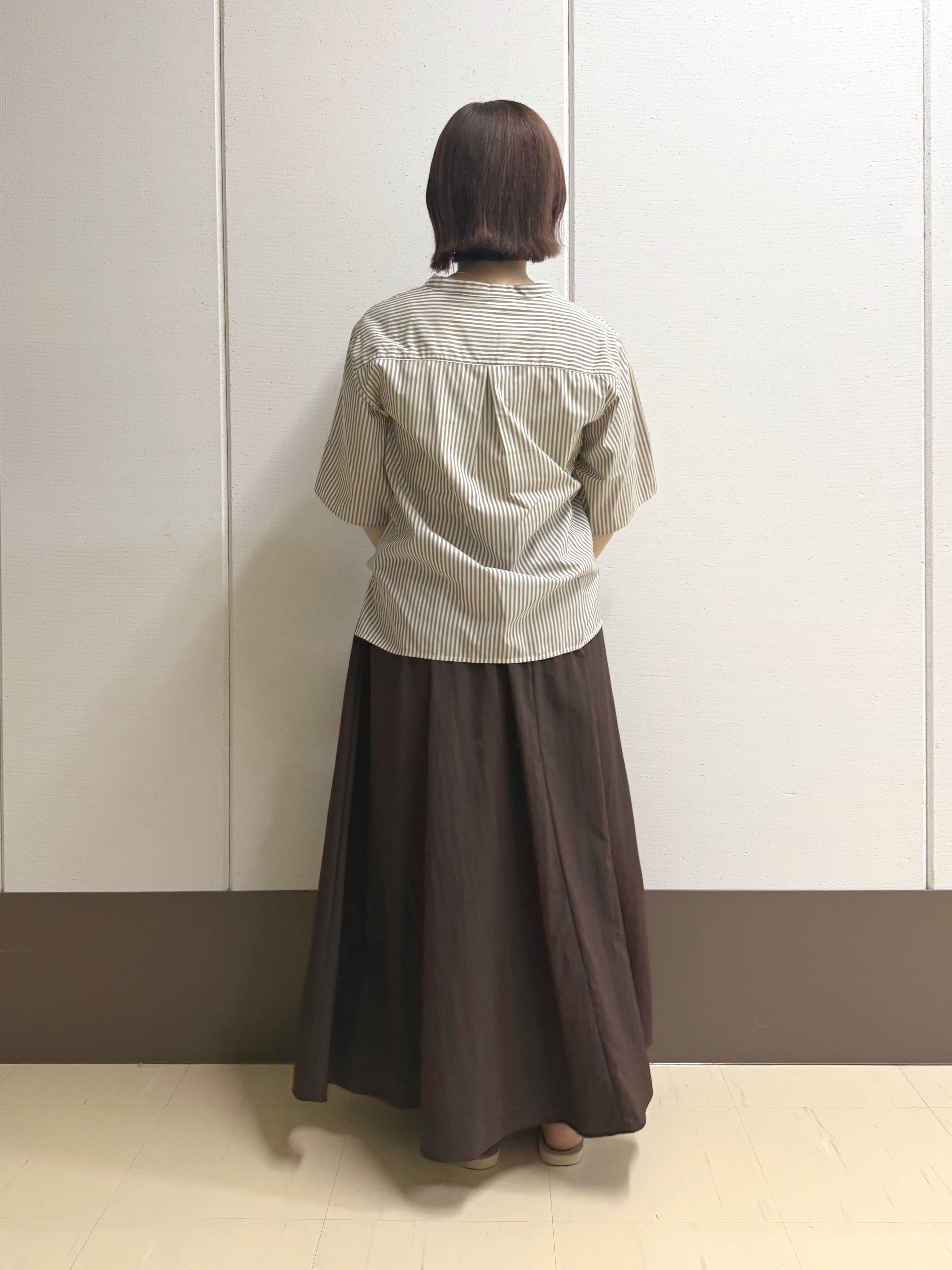 Rikoさんの「INDIVI｜【撥水／裏地なし軽量】ギャザーボリュームスカート」を使ったコーディネート