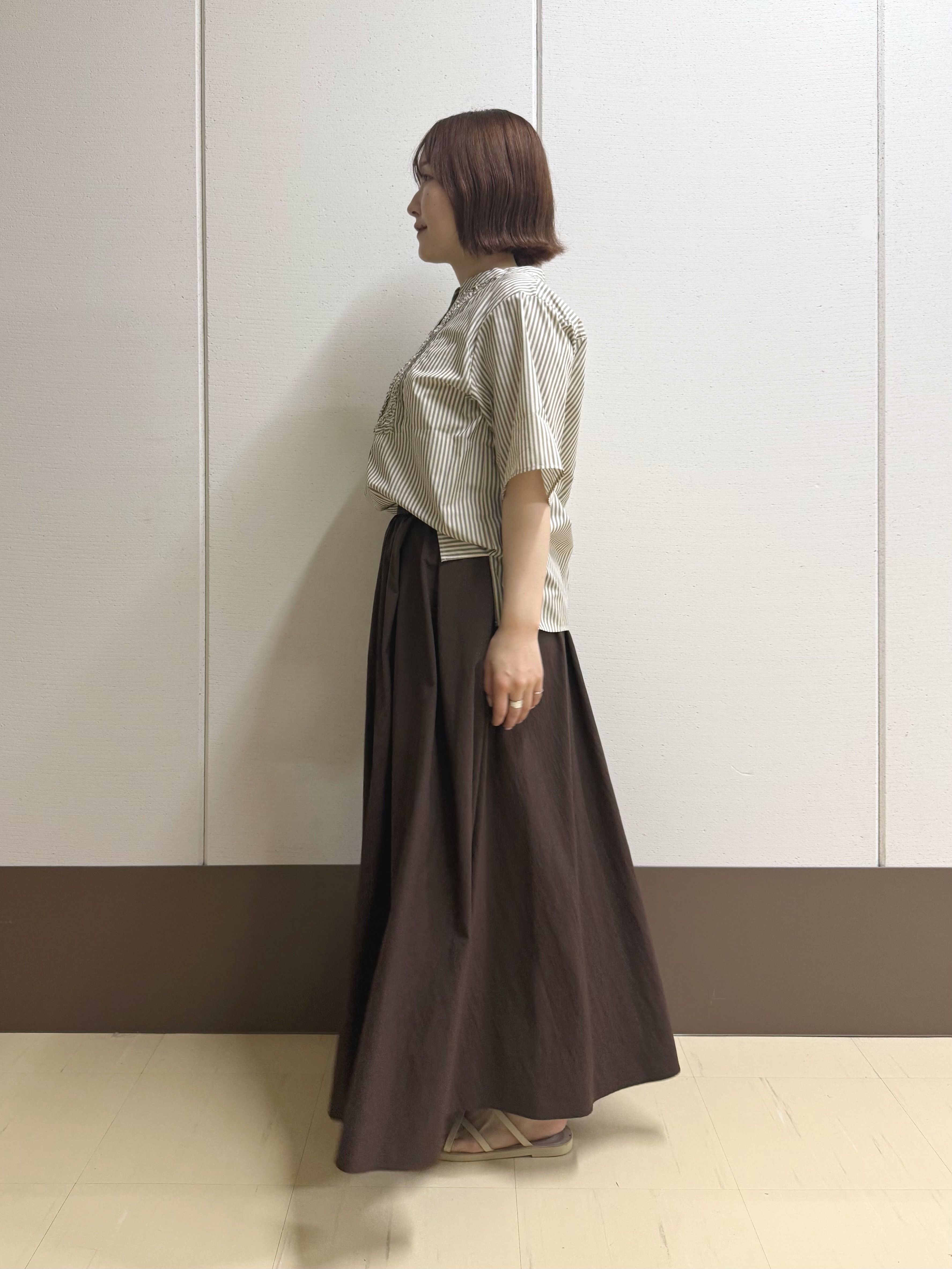 Rikoさんの「INDIVI｜【撥水／裏地なし軽量】ギャザーボリュームスカート」を使ったコーディネート