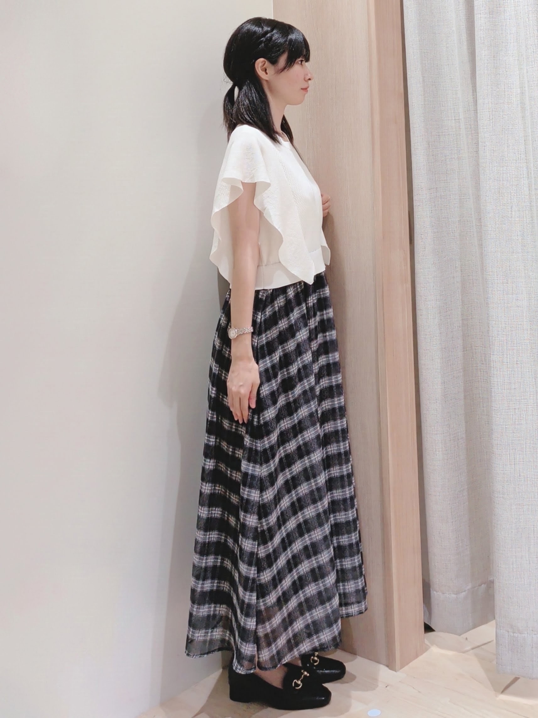 Yuiさんの「grove｜【低身長さんも選べる着丈・洗濯機◎】1枚で華やか 肩フリルニットドッキングワンピース」を使ったコーディネート