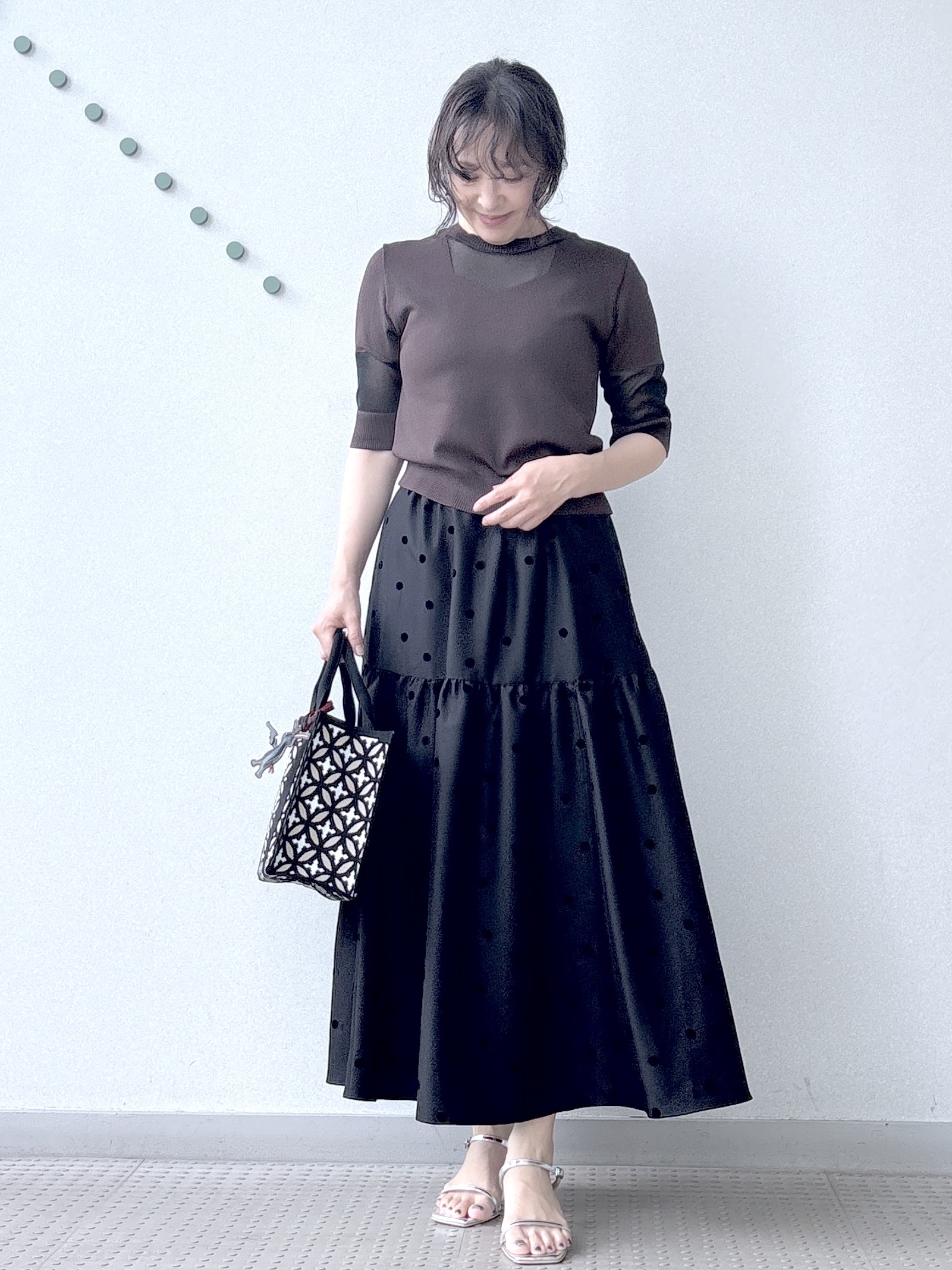 kawamuraさんの「DRESSTERIOR｜【日本製/シアー素材】ウォッシャブルニット ハーフスリーブプルオーバー」を使ったコーディネート