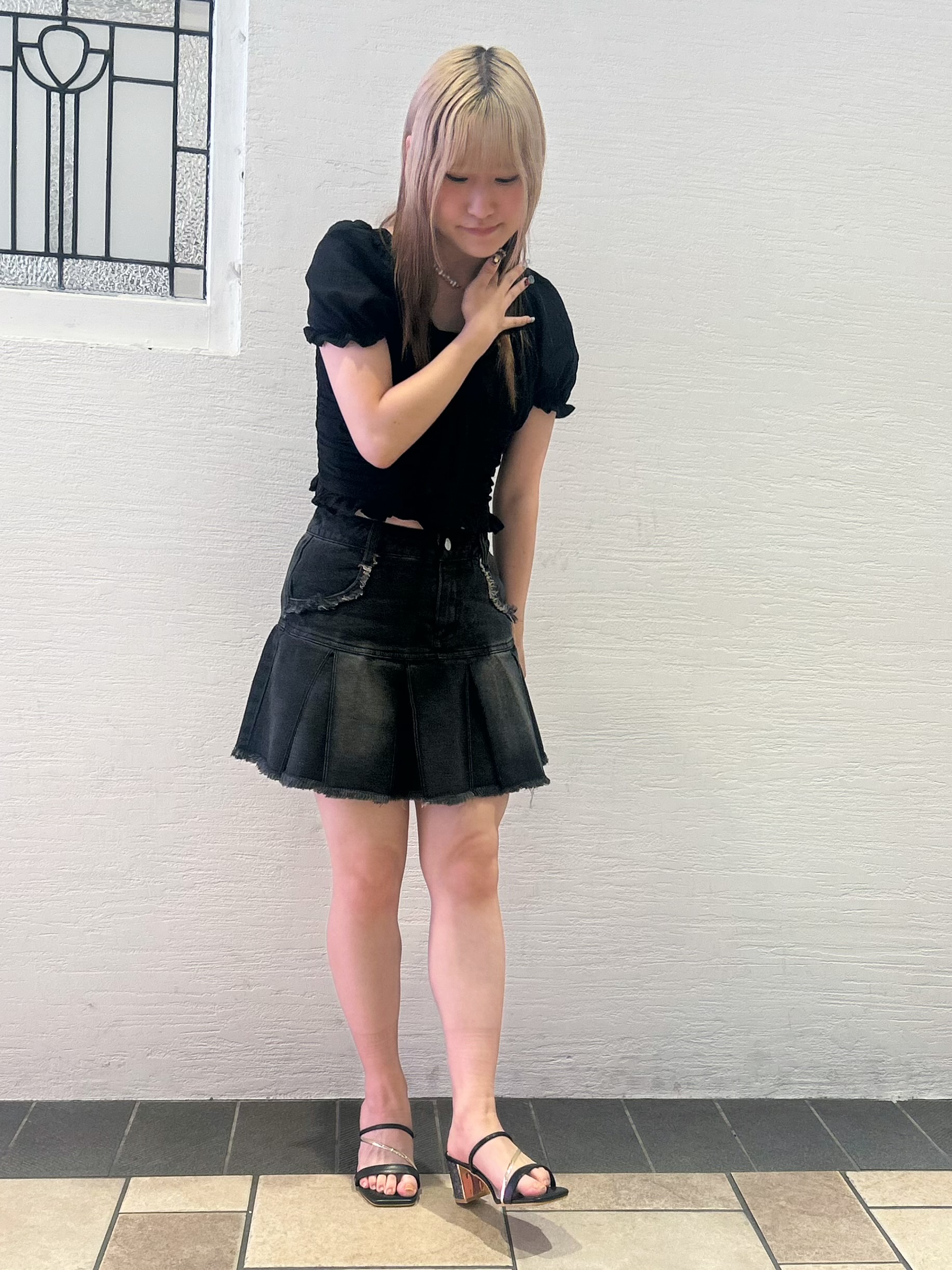 miyuさんの「ESPERANZA｜ゴールドラインミュールサンダル」を使ったコーディネート