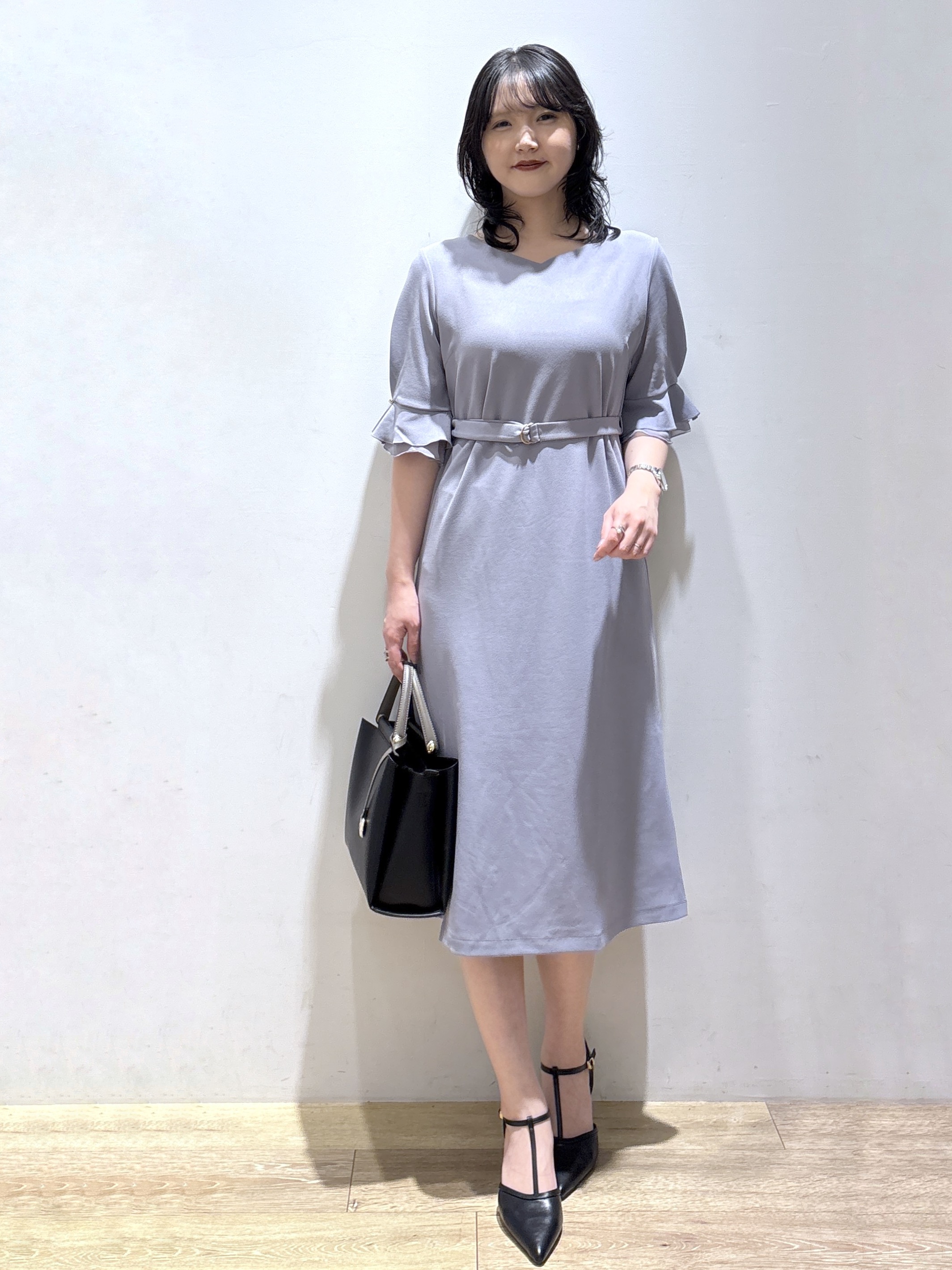 mizukiさんの「index｜【接触冷感／吸水速乾】ハートネックフレアスリーブワンピース《洗濯機OK／UVケア／ストレッチ》」を使ったコーディネート