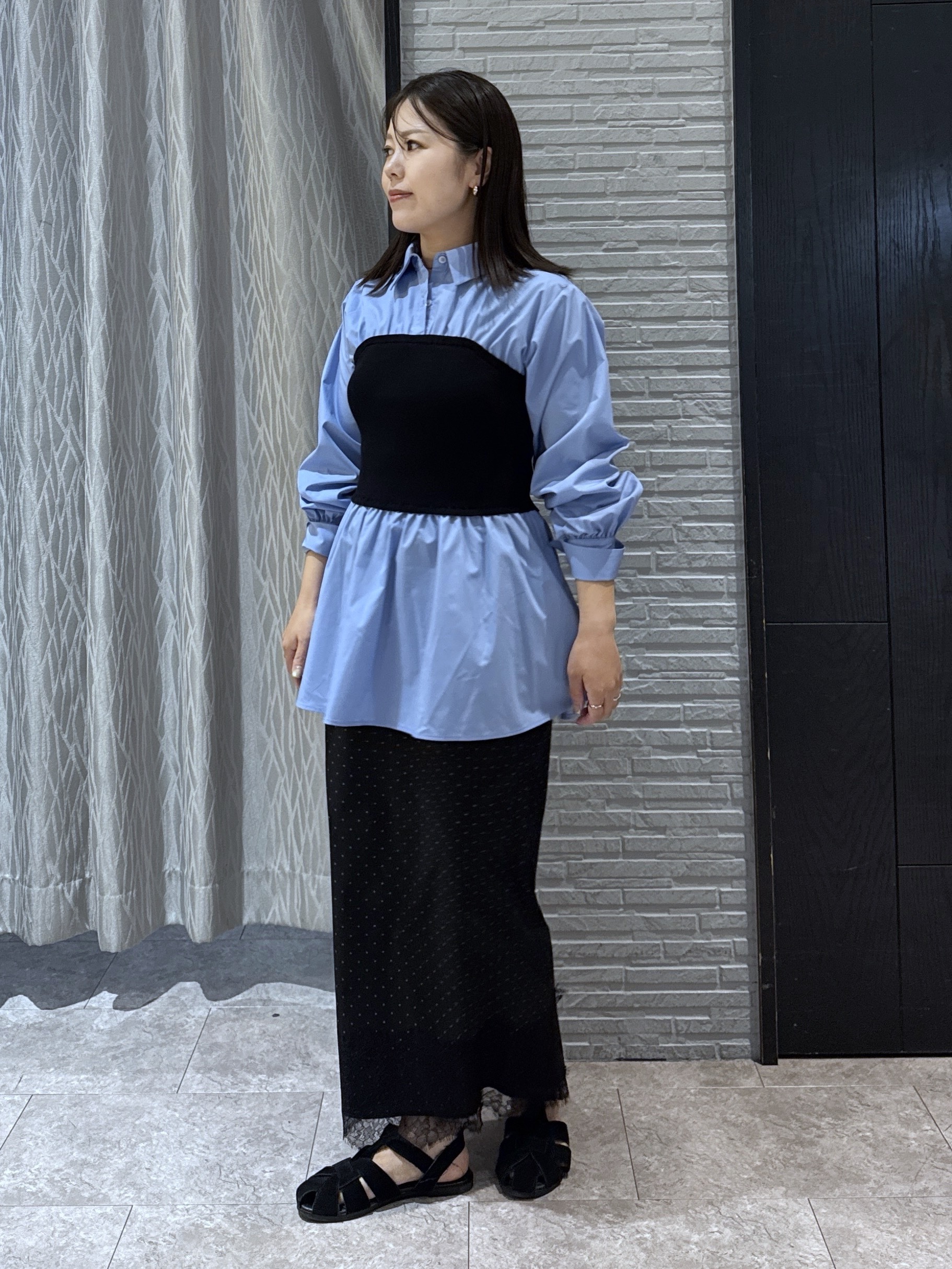 chさんの「THE SHOP TK｜【セットアップ可】ドット柄 裾レースナロースカート」を使ったコーディネート