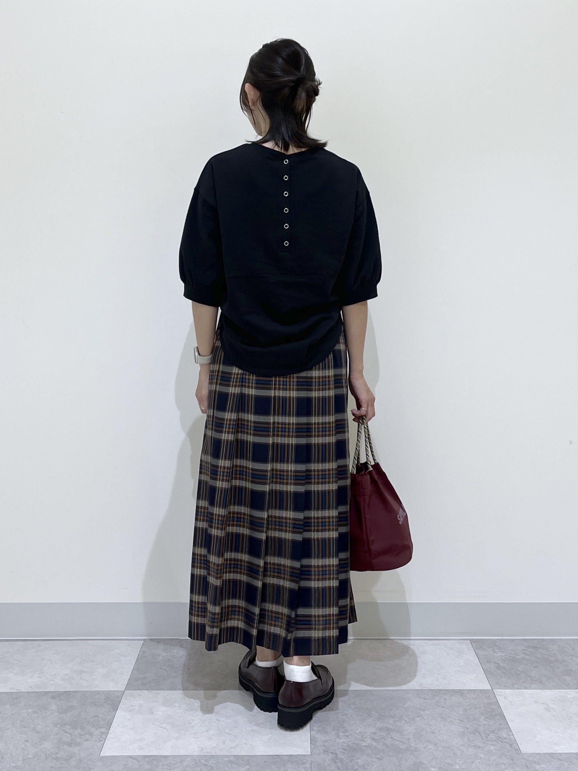 canaさんの「Dessin｜バックヘンリーカットソー5分袖」を使ったコーディネート