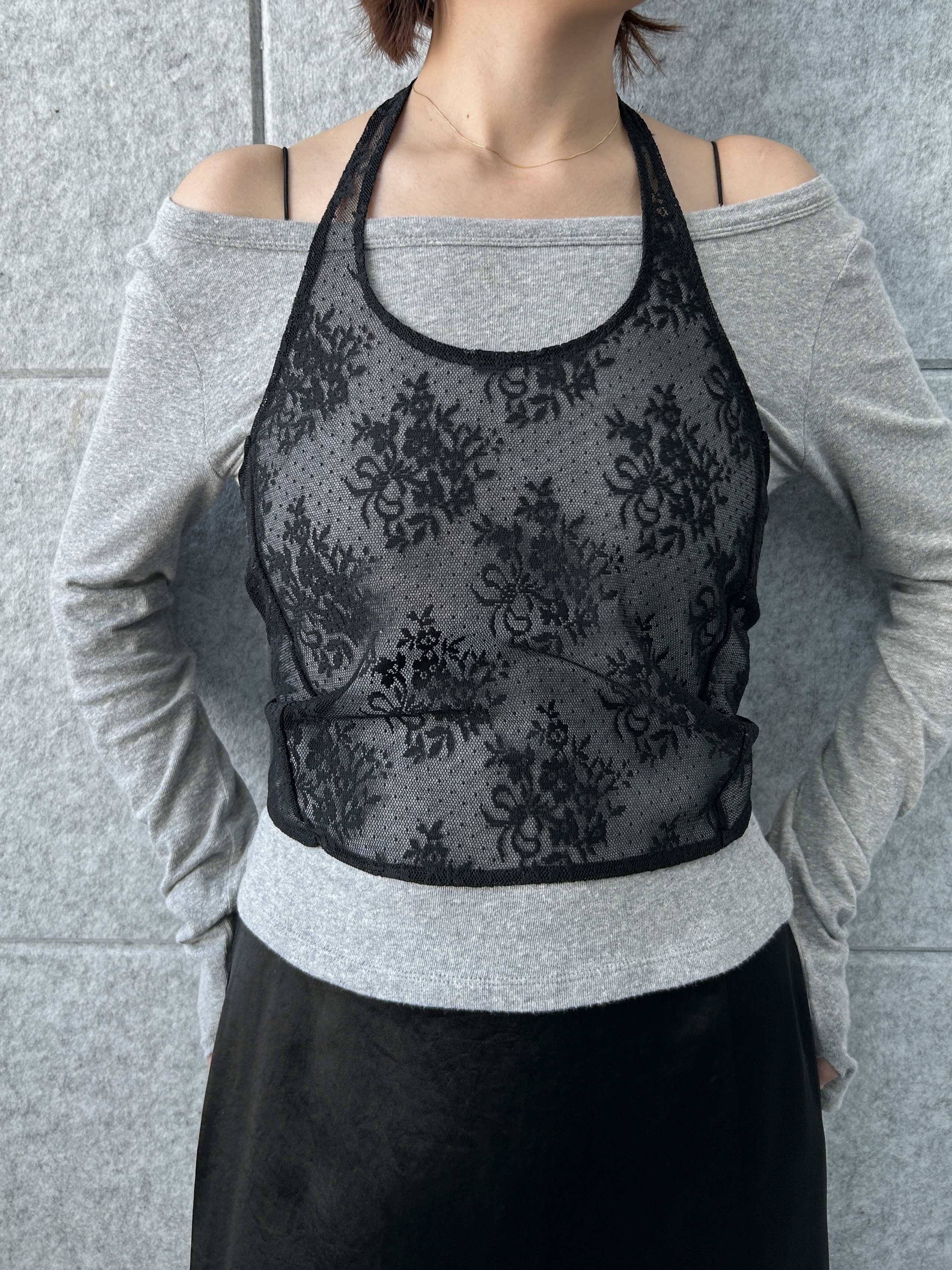 harunaさんの「CODE A｜satin slit flare skirt」を使ったコーディネート