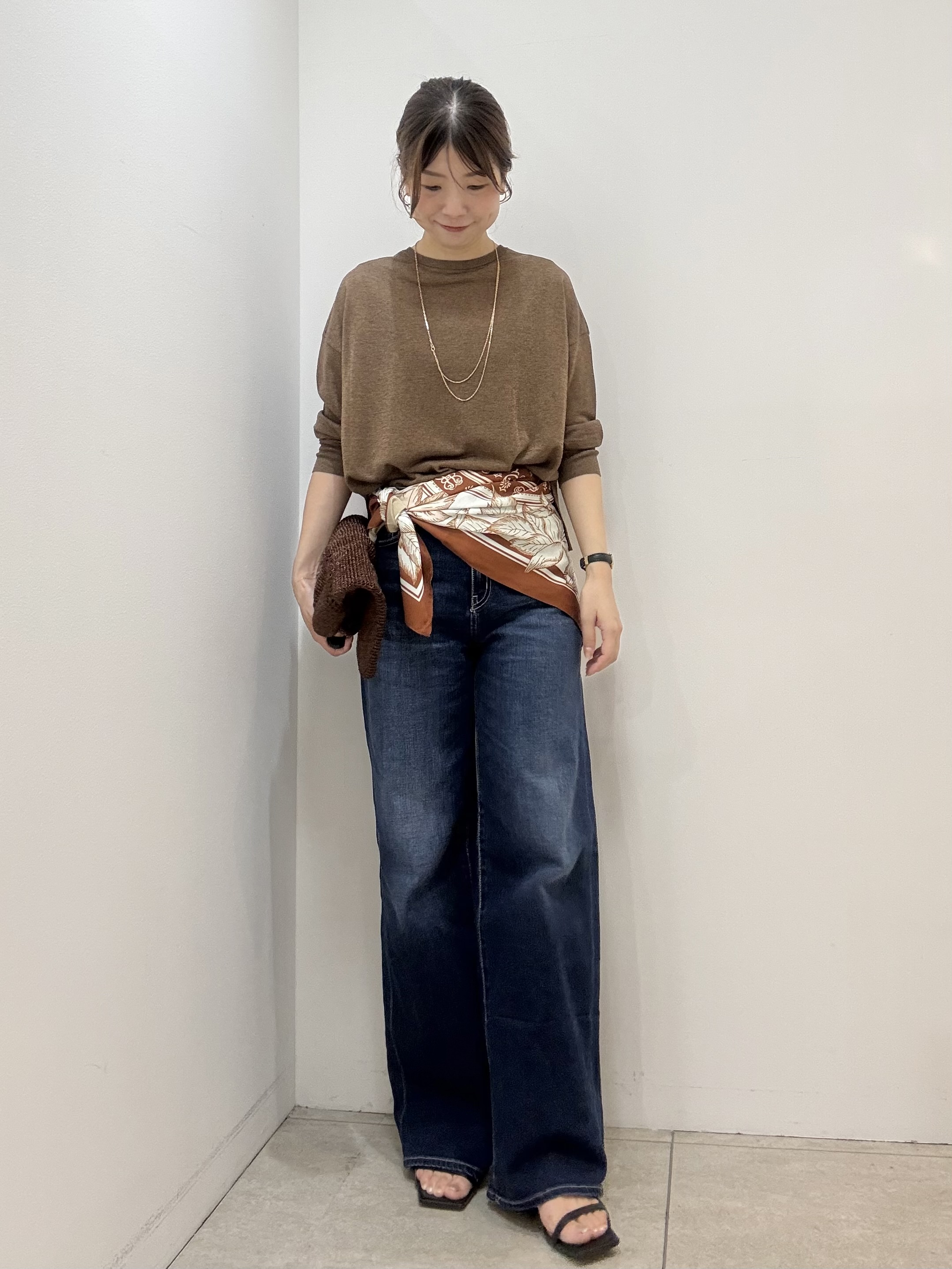 かなえさんの「UNTITLED｜【アンサンブル可/秋羽織り/シアー】前後2WAYカーディガン」を使ったコーディネート