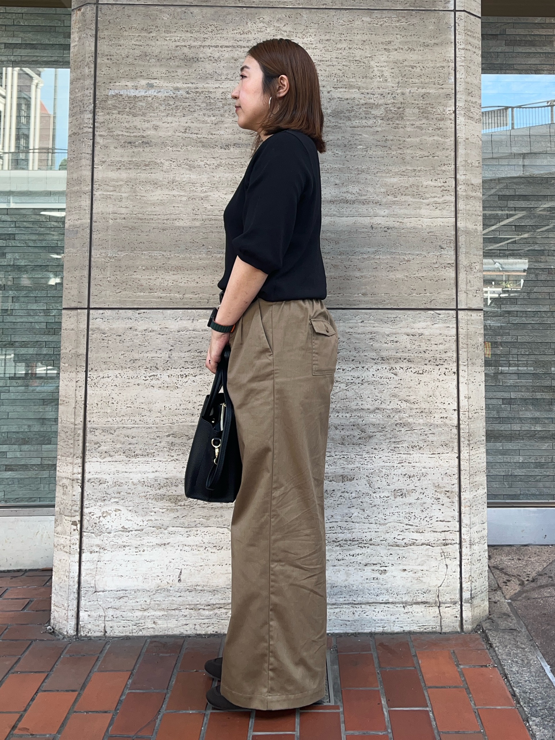 harusakuさんの「SHOO･LA･RUE｜【ガンガン洗える/ひんやり/UV/毛玉になりにくい】二の腕見せない 5分袖ニット」を使ったコーディネート